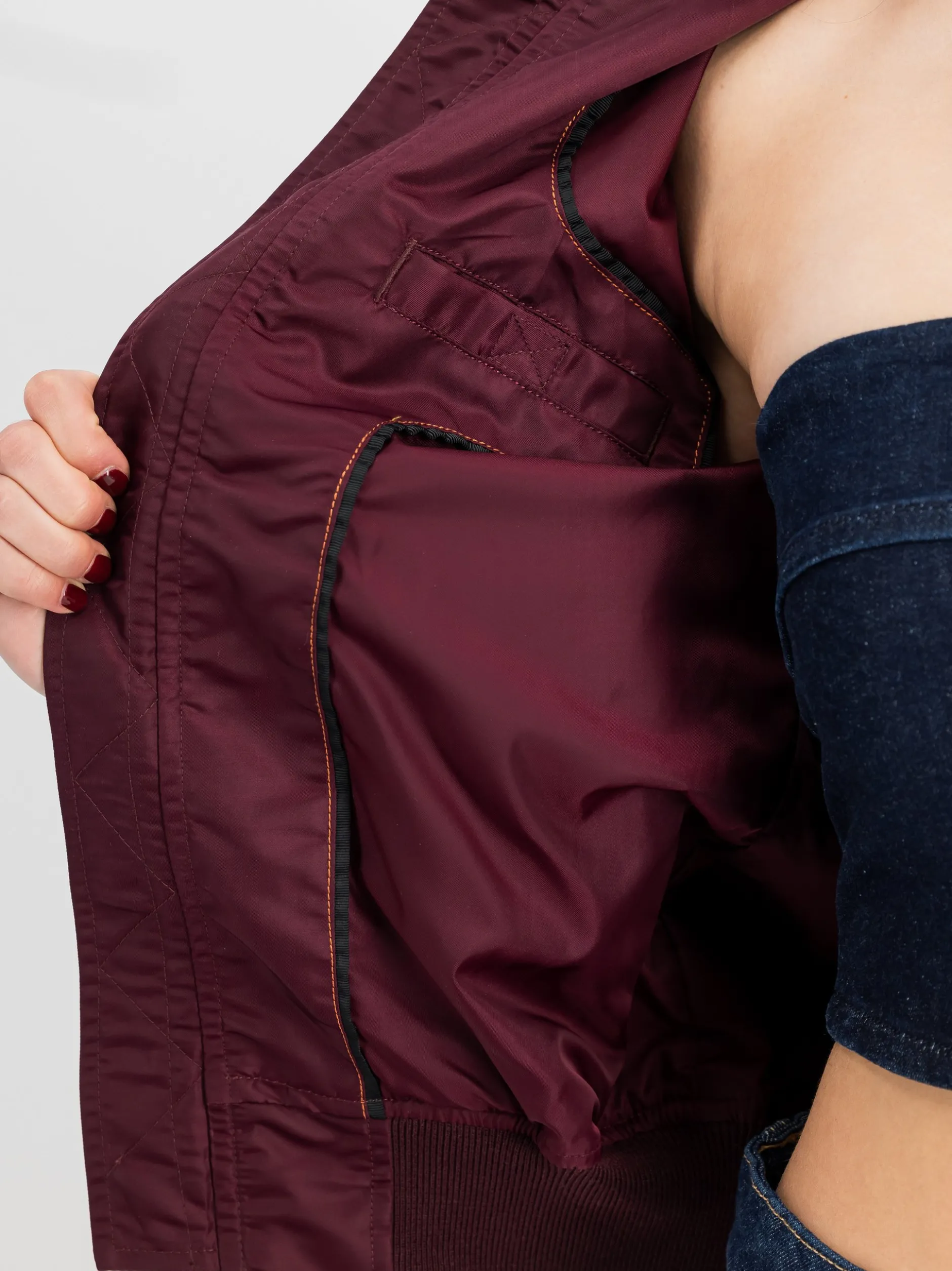Alpha Industries Damen Bomberjacke in bordeaux