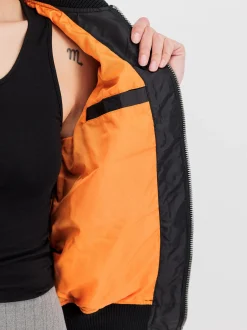 Alpha Industries Damen Bomberjacke in schwarz