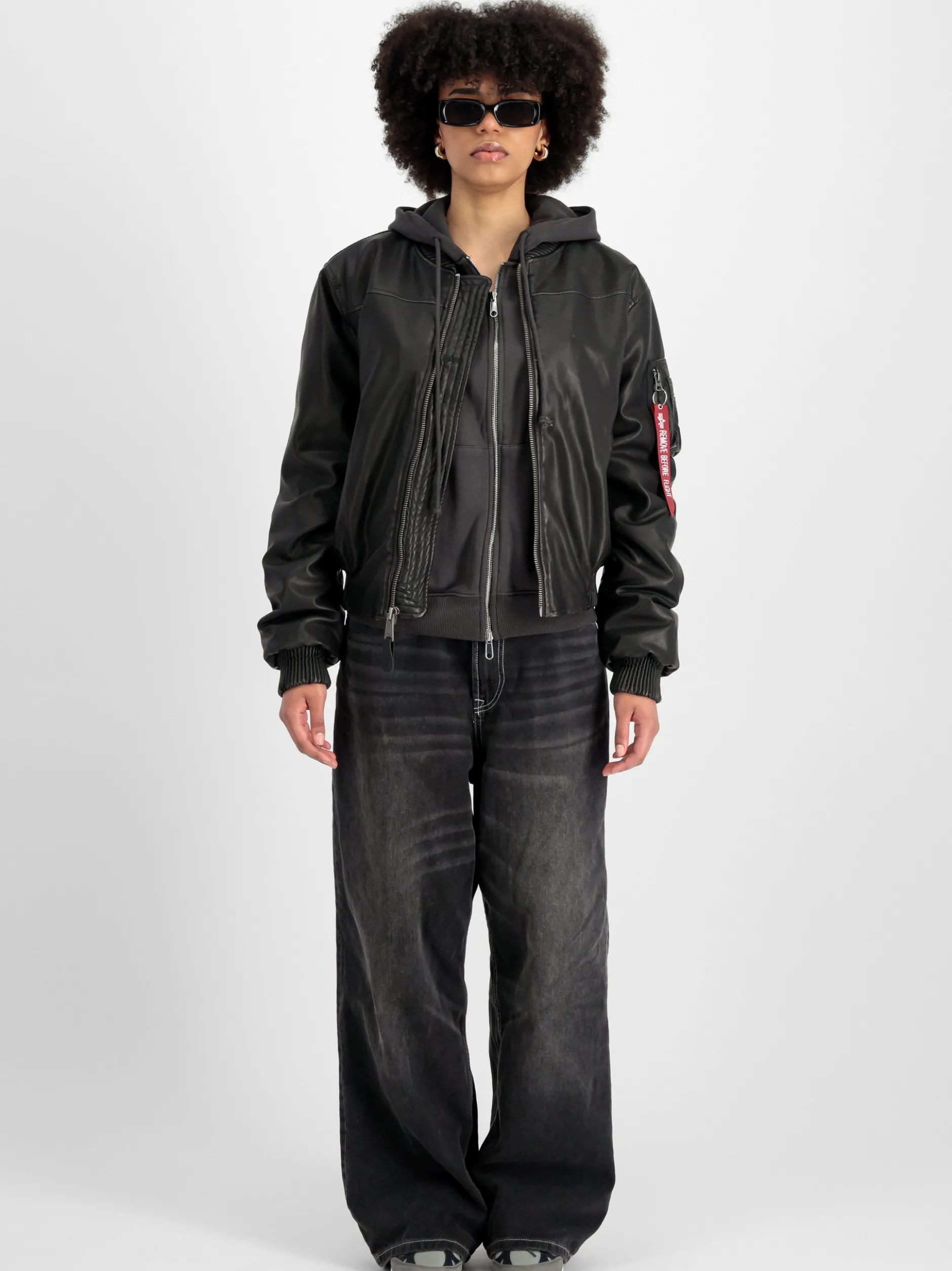 Alpha Industries Damen Bomberjacke in schwarz
