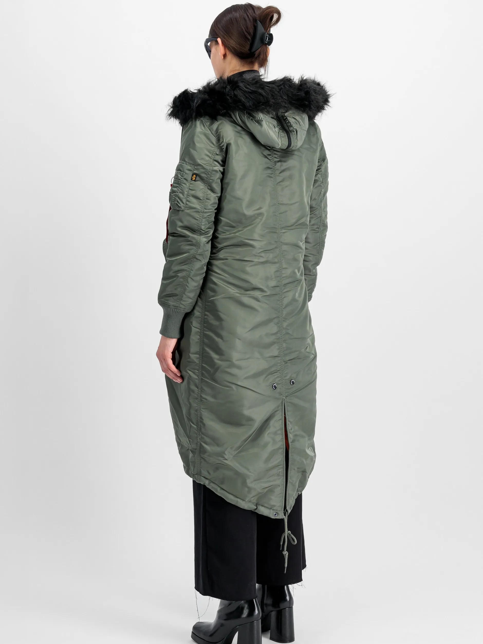 Alpha Industries Damen Winterjacke in grau