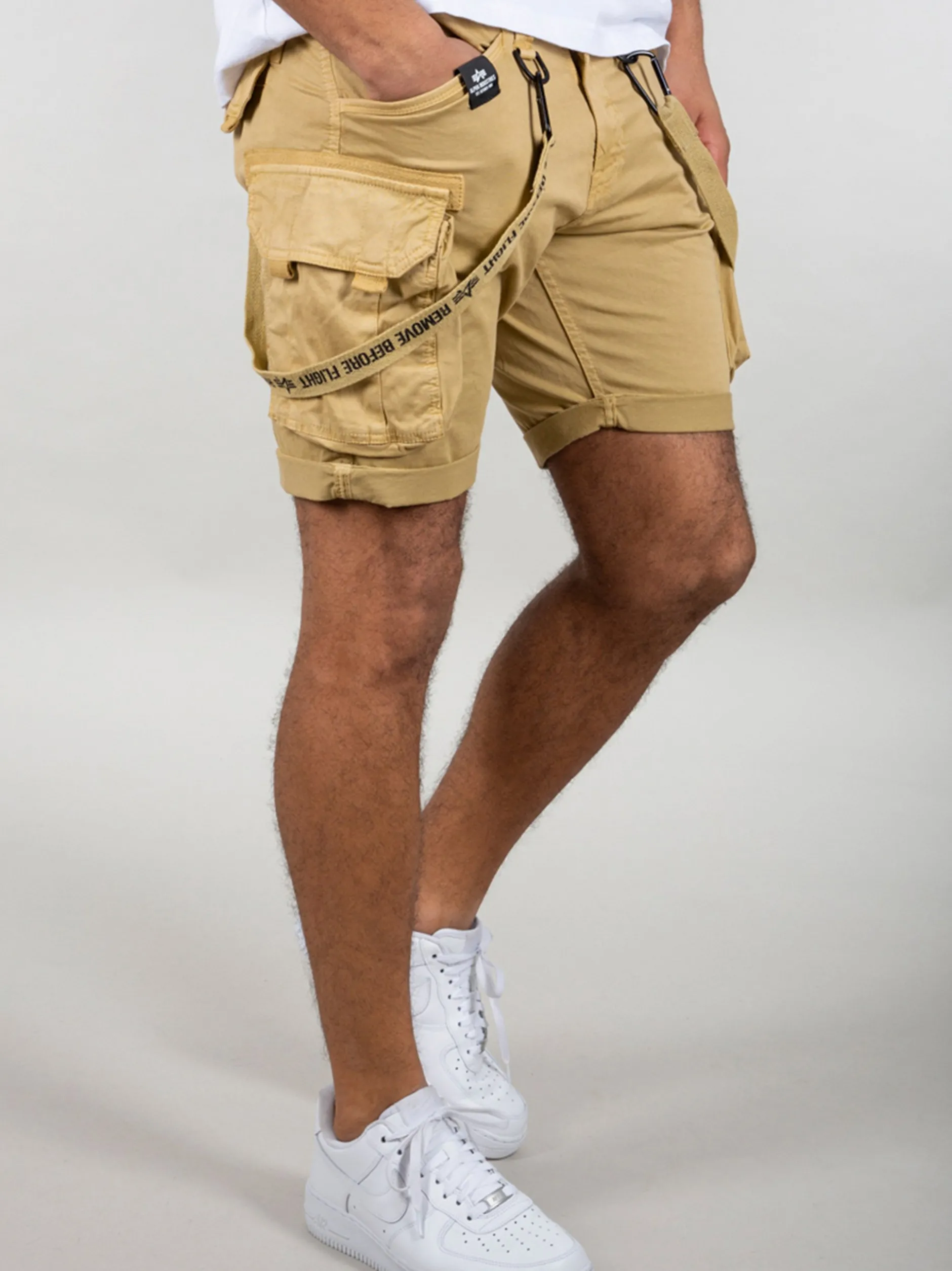 Alpha Industries Herren Cargo-Shorts in sand