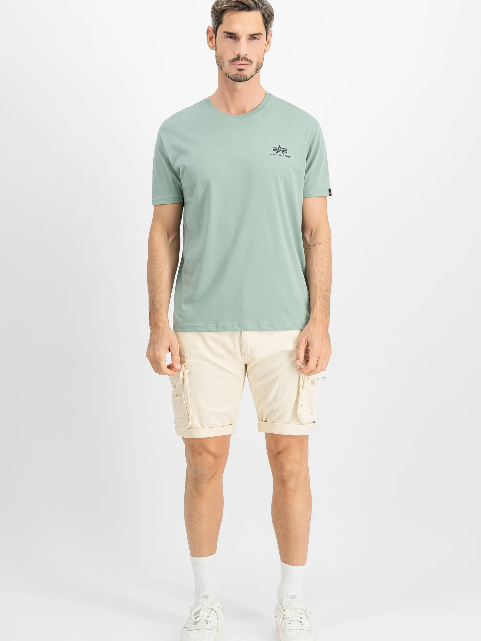 Alpha Industries Herren Cargo-Shorts in vanille