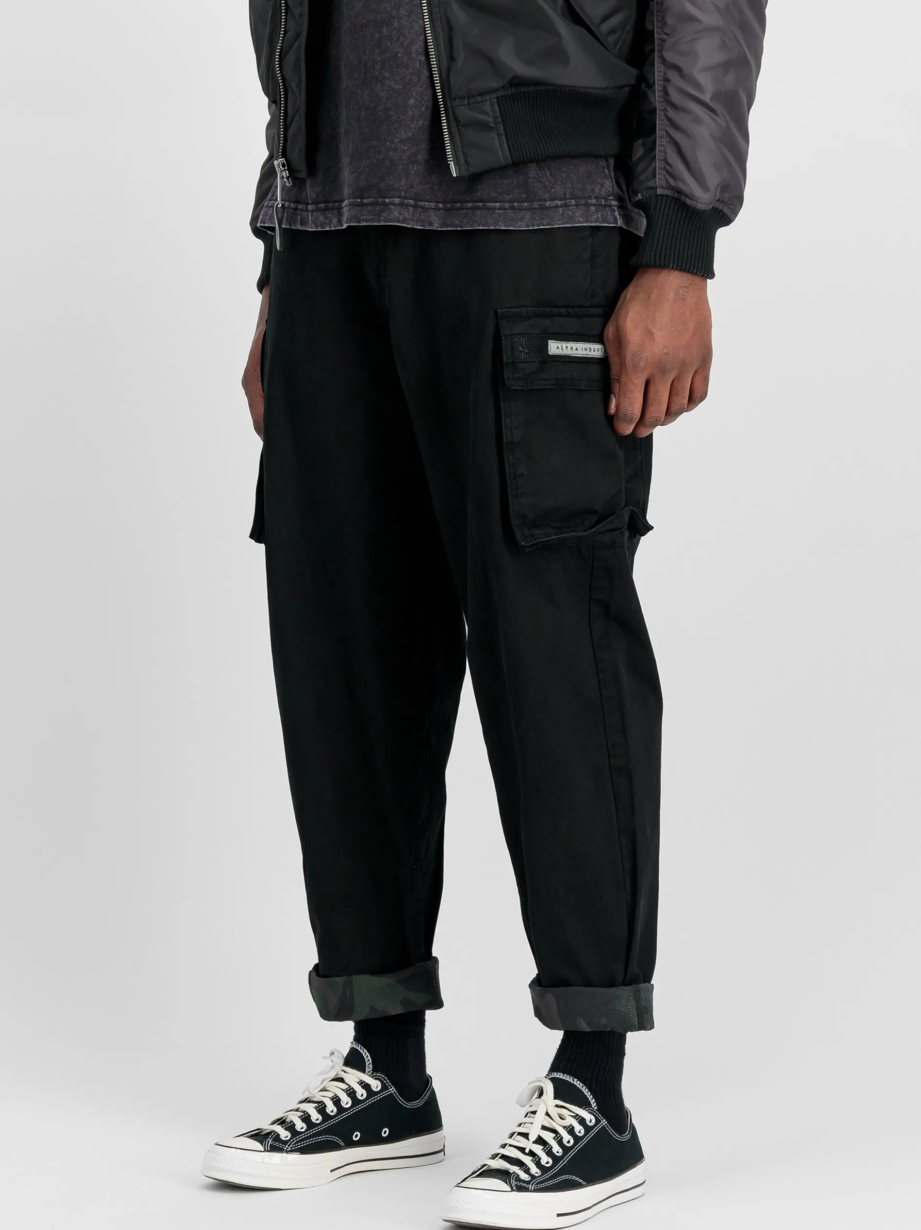 Alpha Industries Herren Hose in schwarz