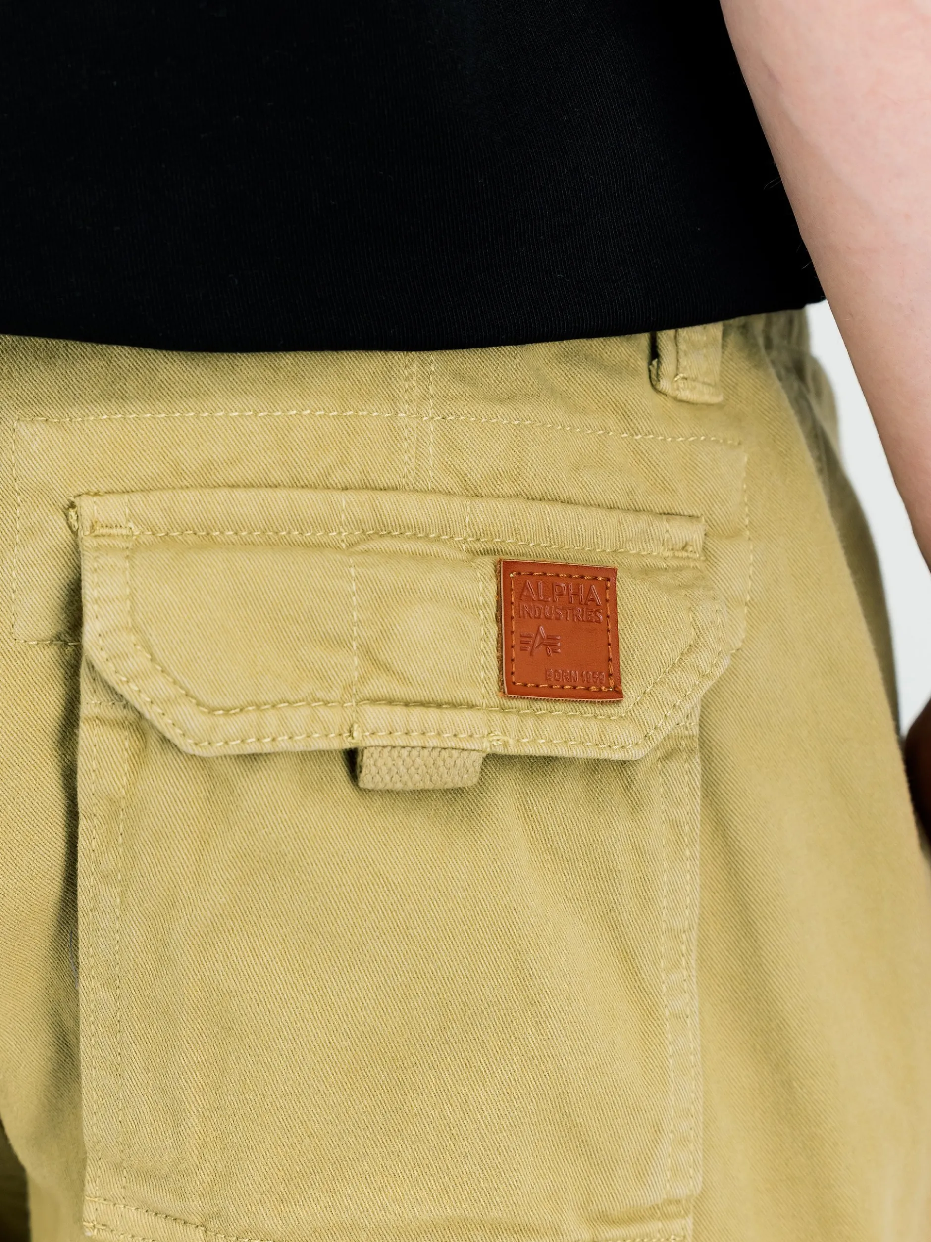 Alpha Industries Herren Hose in oliv