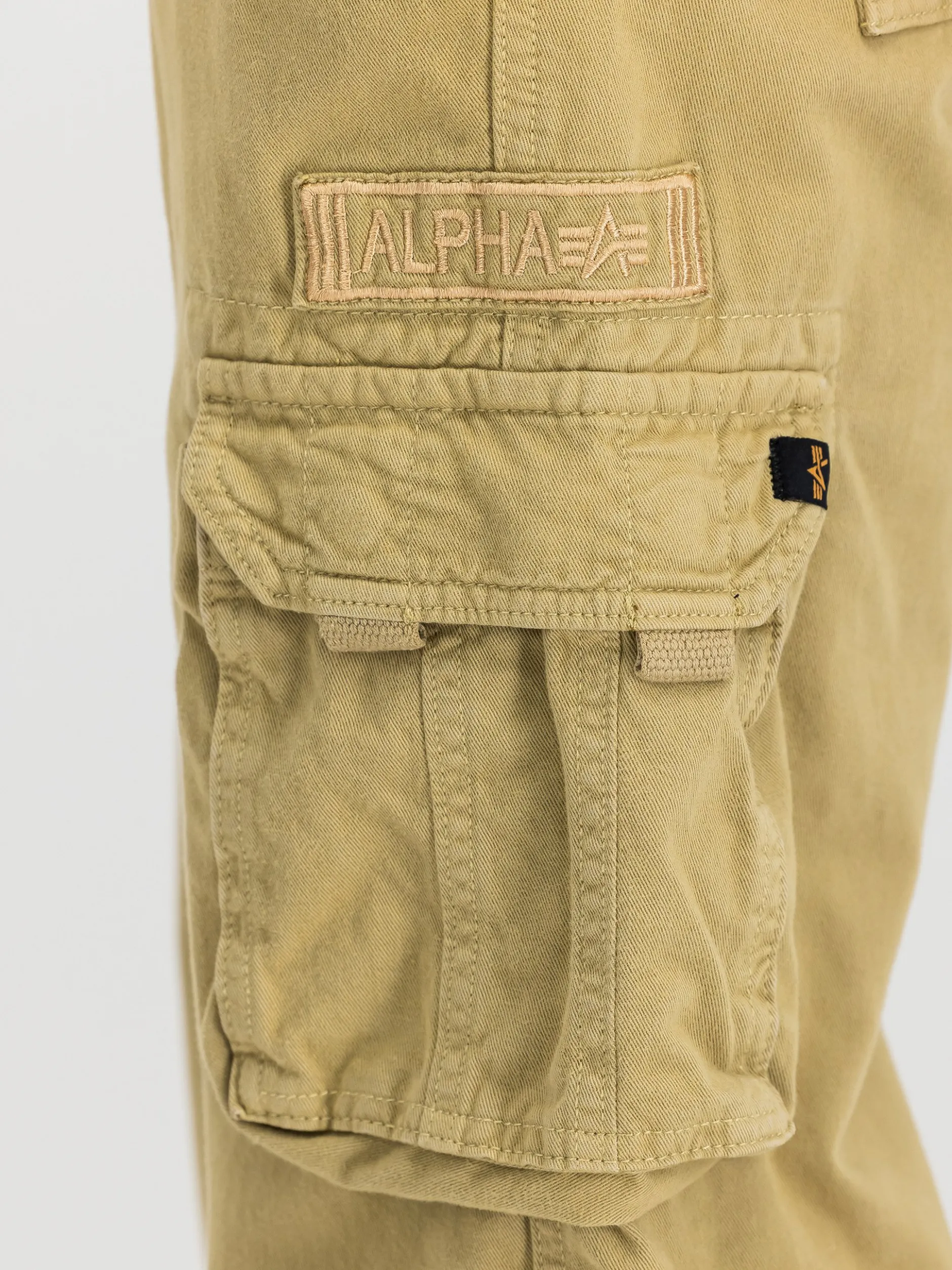 Alpha Industries Herren Hose in oliv