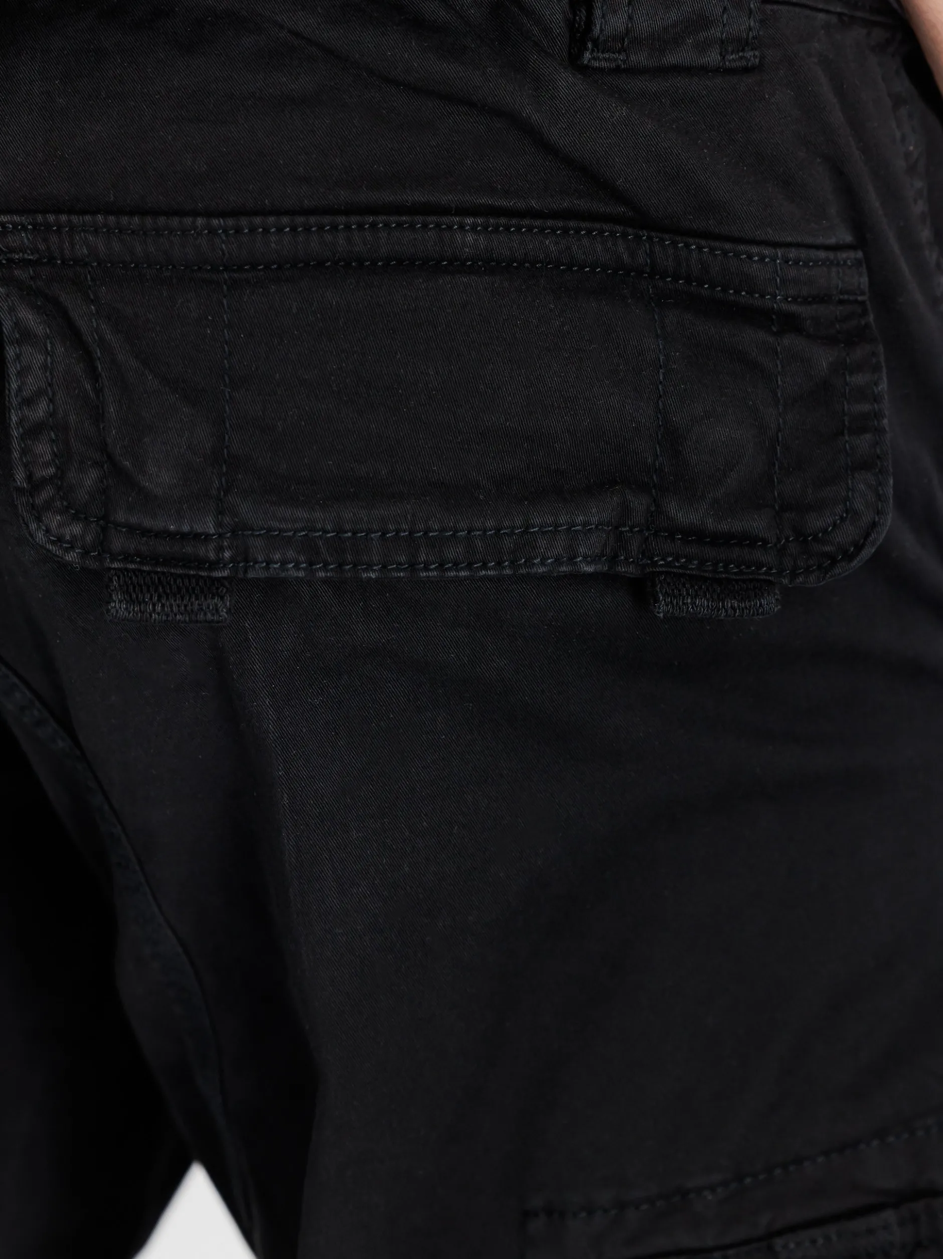 Alpha Industries Herren Hose in schwarz