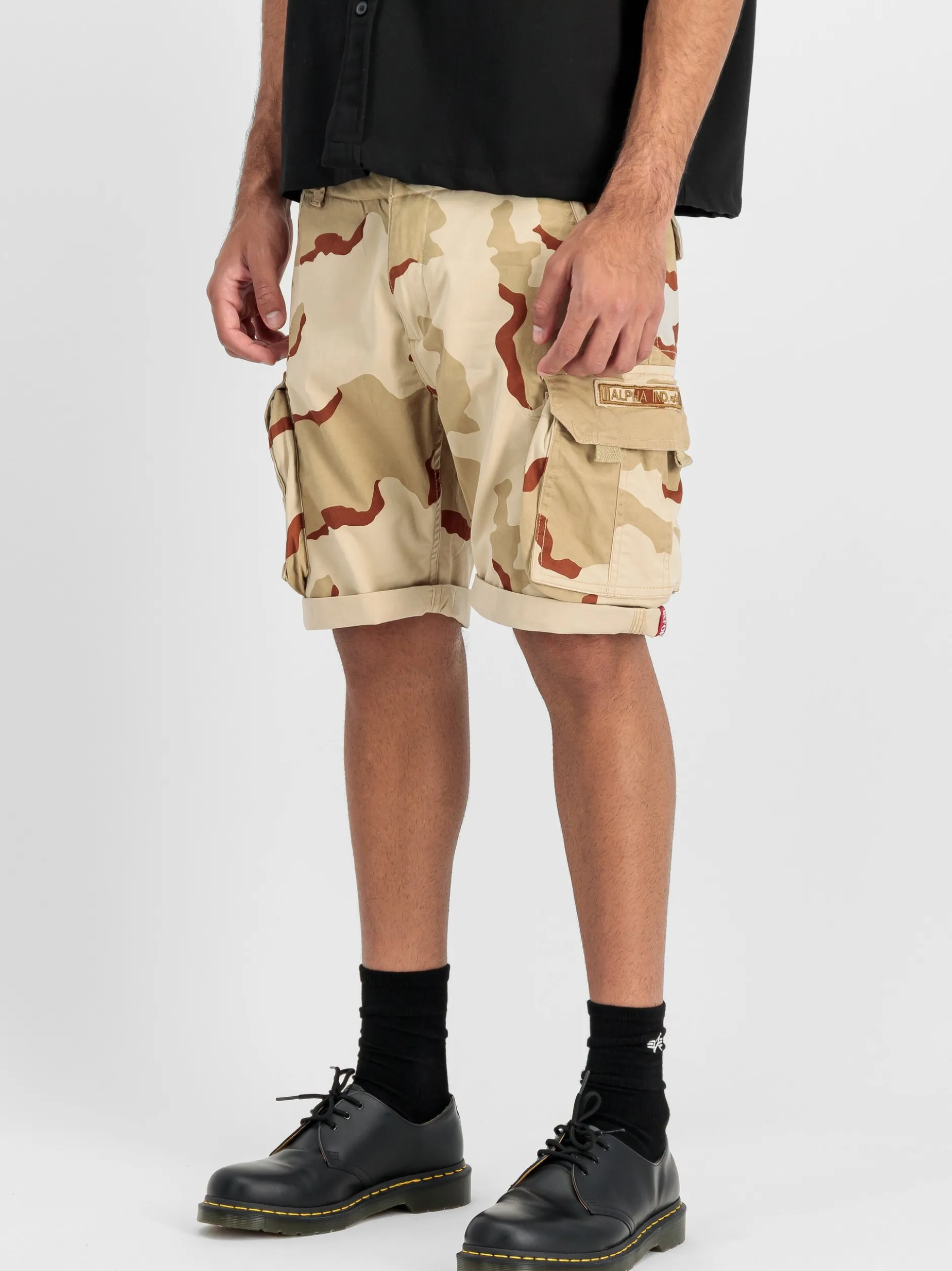 Alpha Industries Herren Kurze Hose in beige
