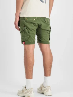 Alpha Industries Herren Kurze Hose in oliv