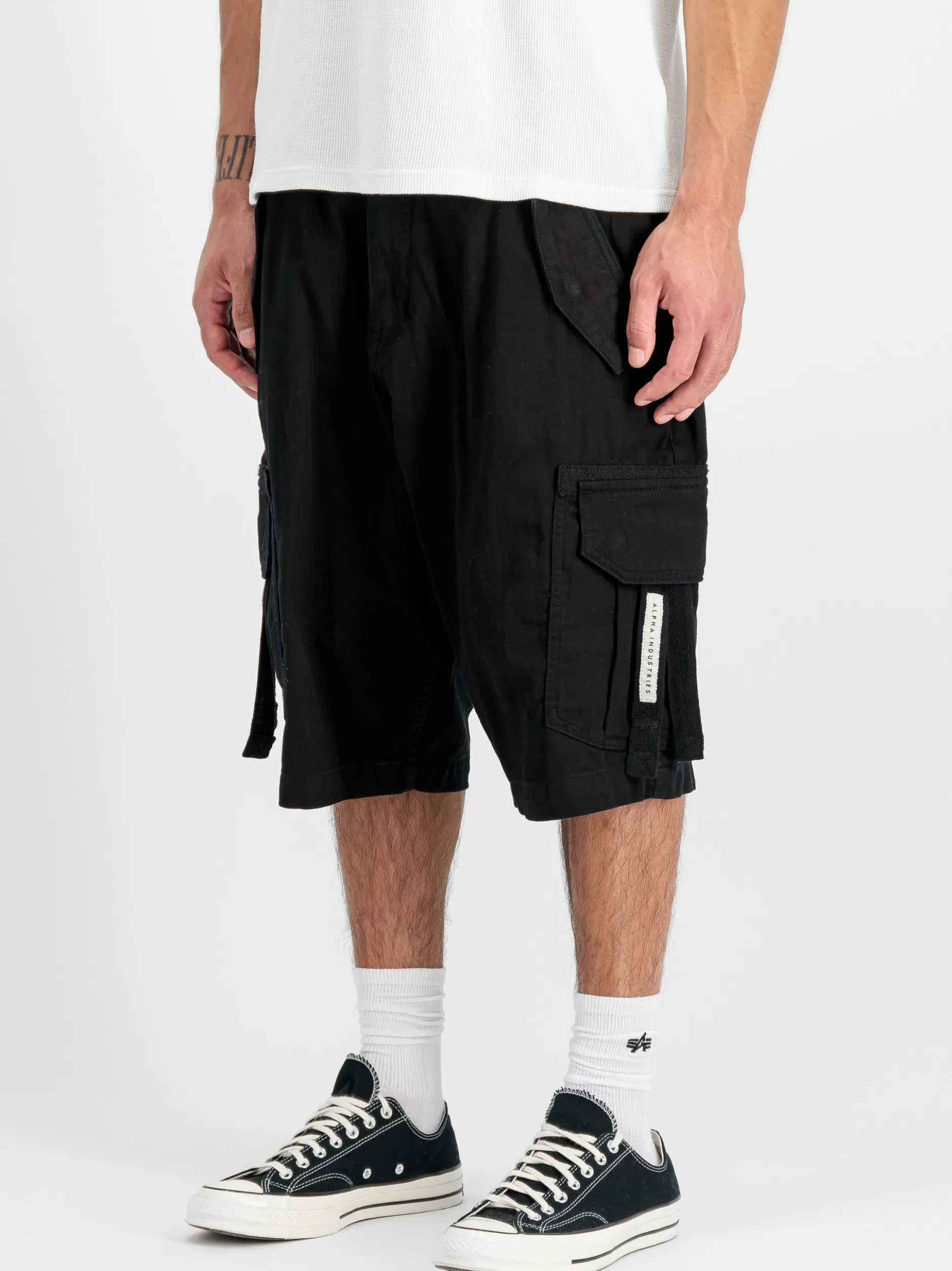 Alpha Industries Herren Shorts in schwarz