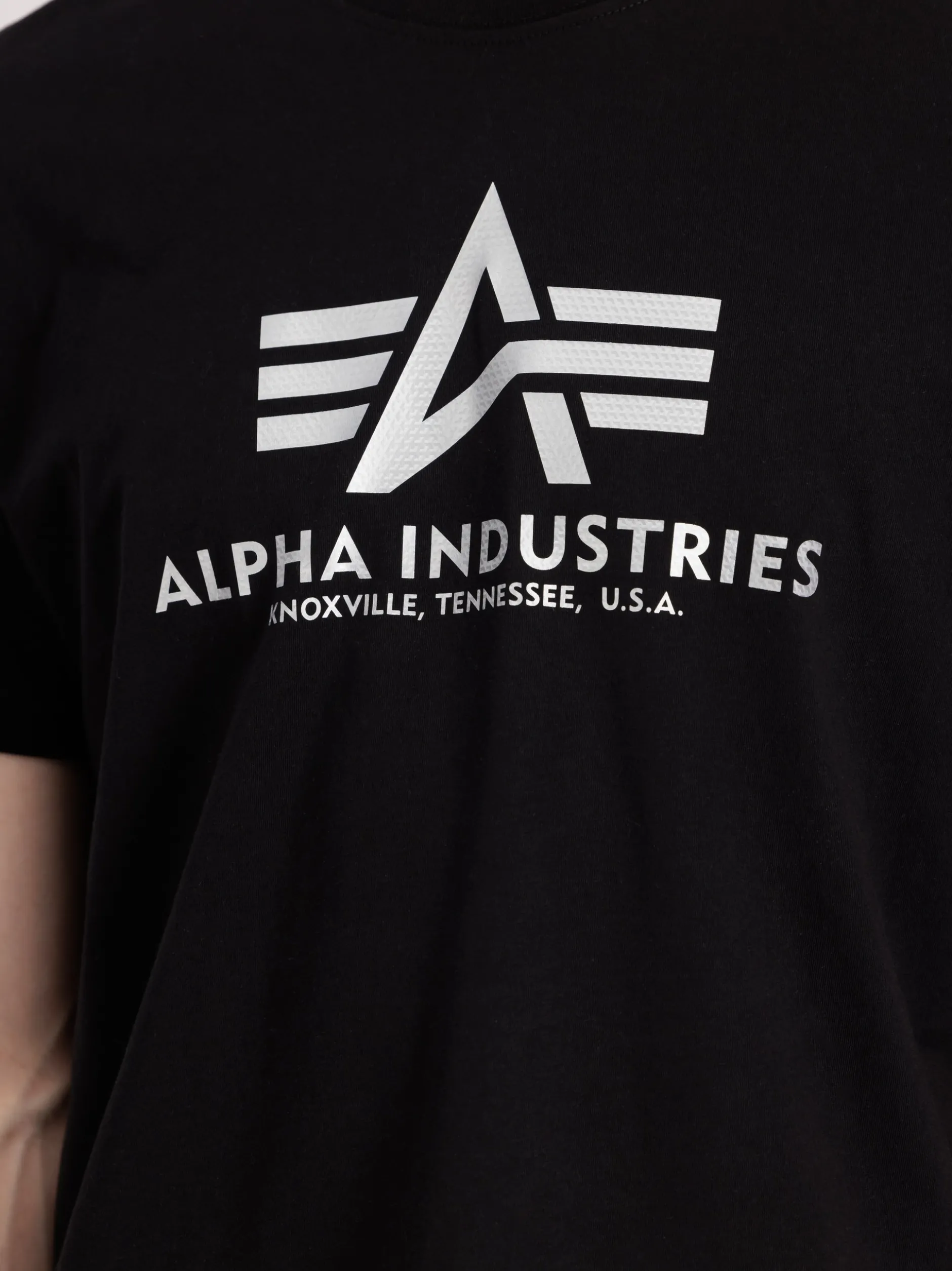 Alpha Industries Herren T-Shirt in schwarz