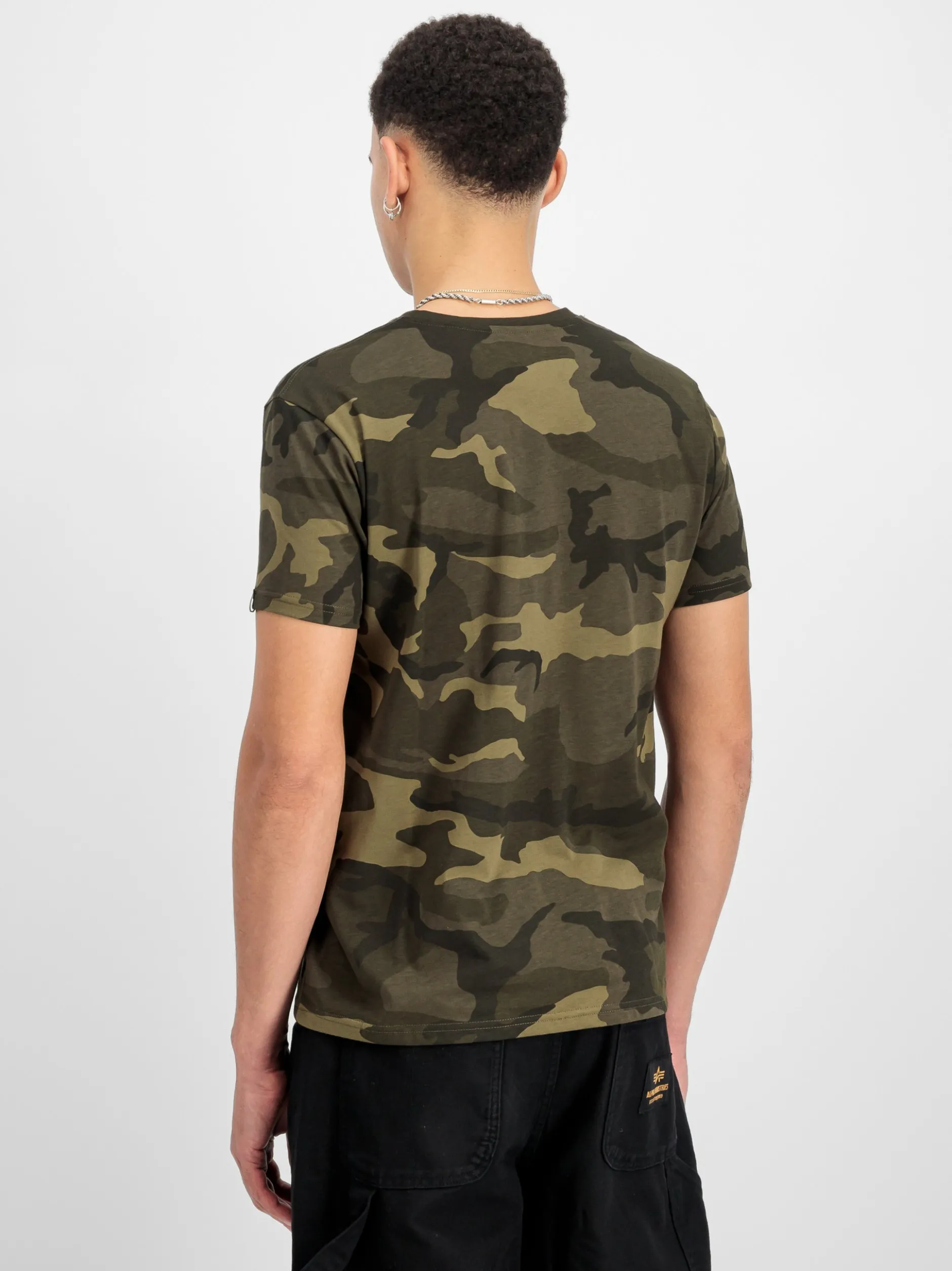 Alpha Industries Herren T-Shirt in oliv