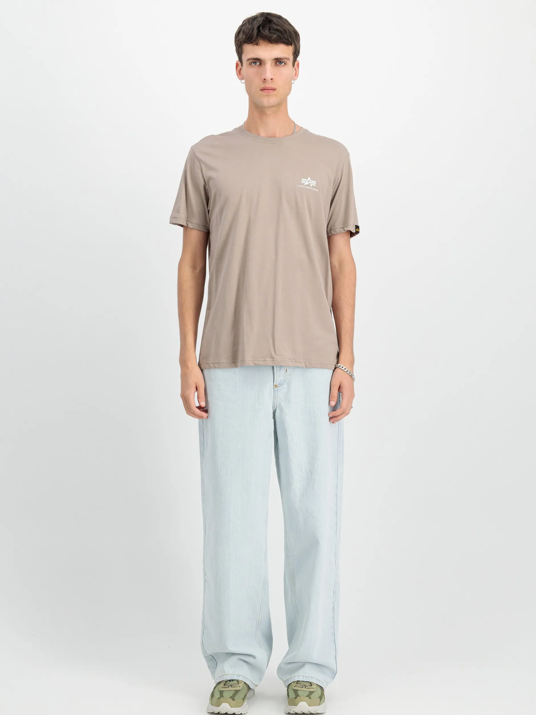 Alpha Industries Herren T-Shirt in grün