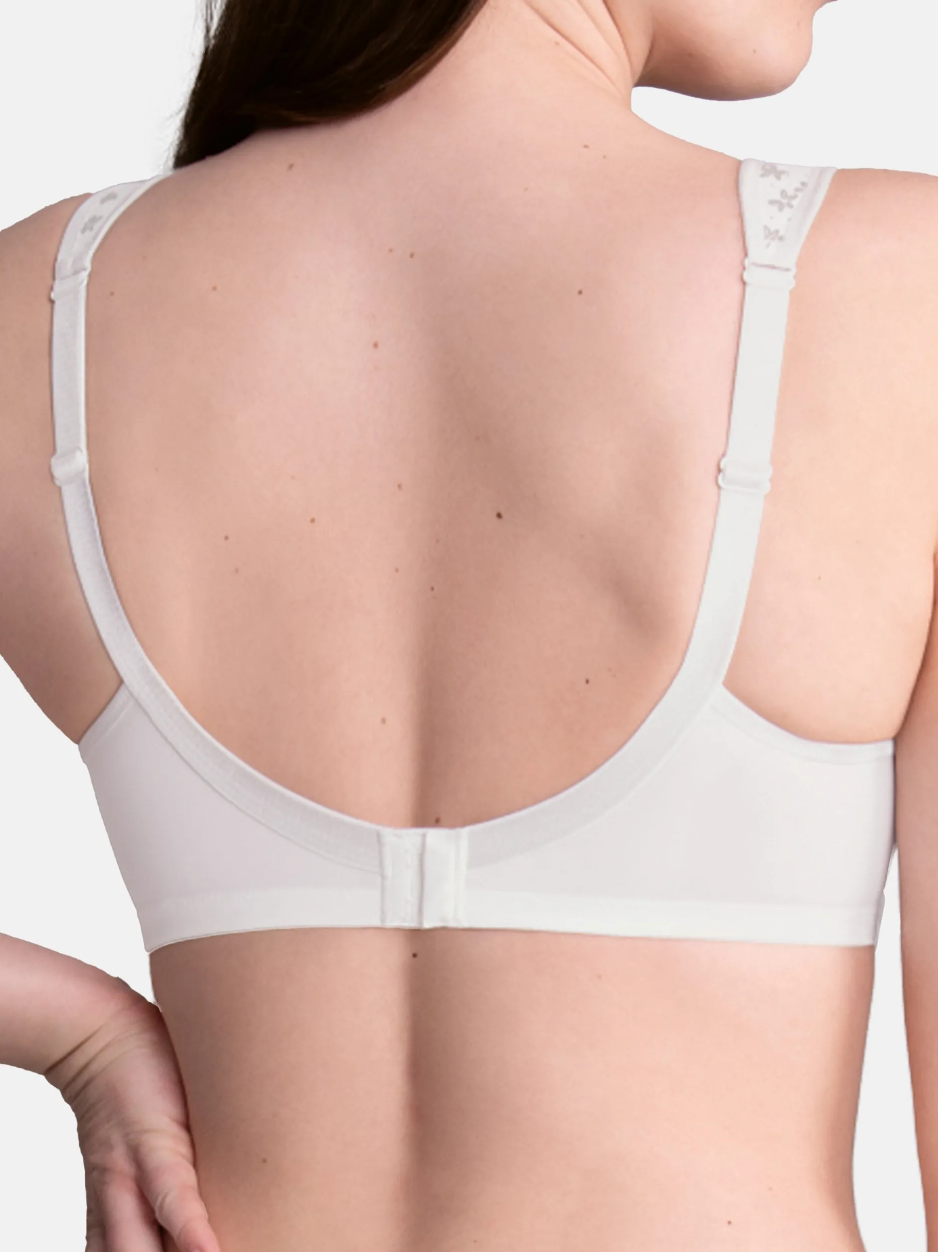 Anita Damen BH ohne Bügel Clara Art in ecru beige