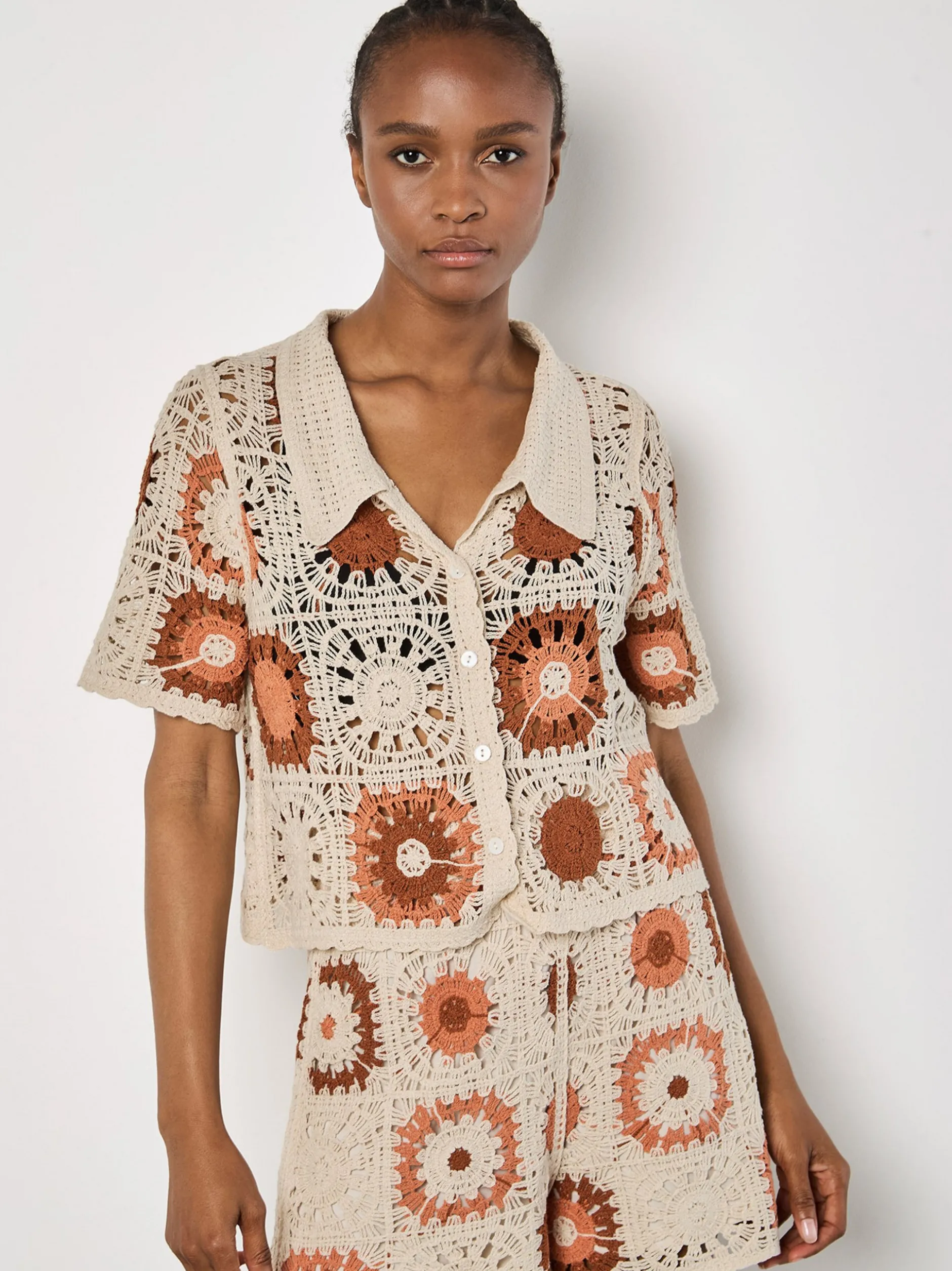 Apricot Damen Bluse in beige - Ärmel: kurzarm
