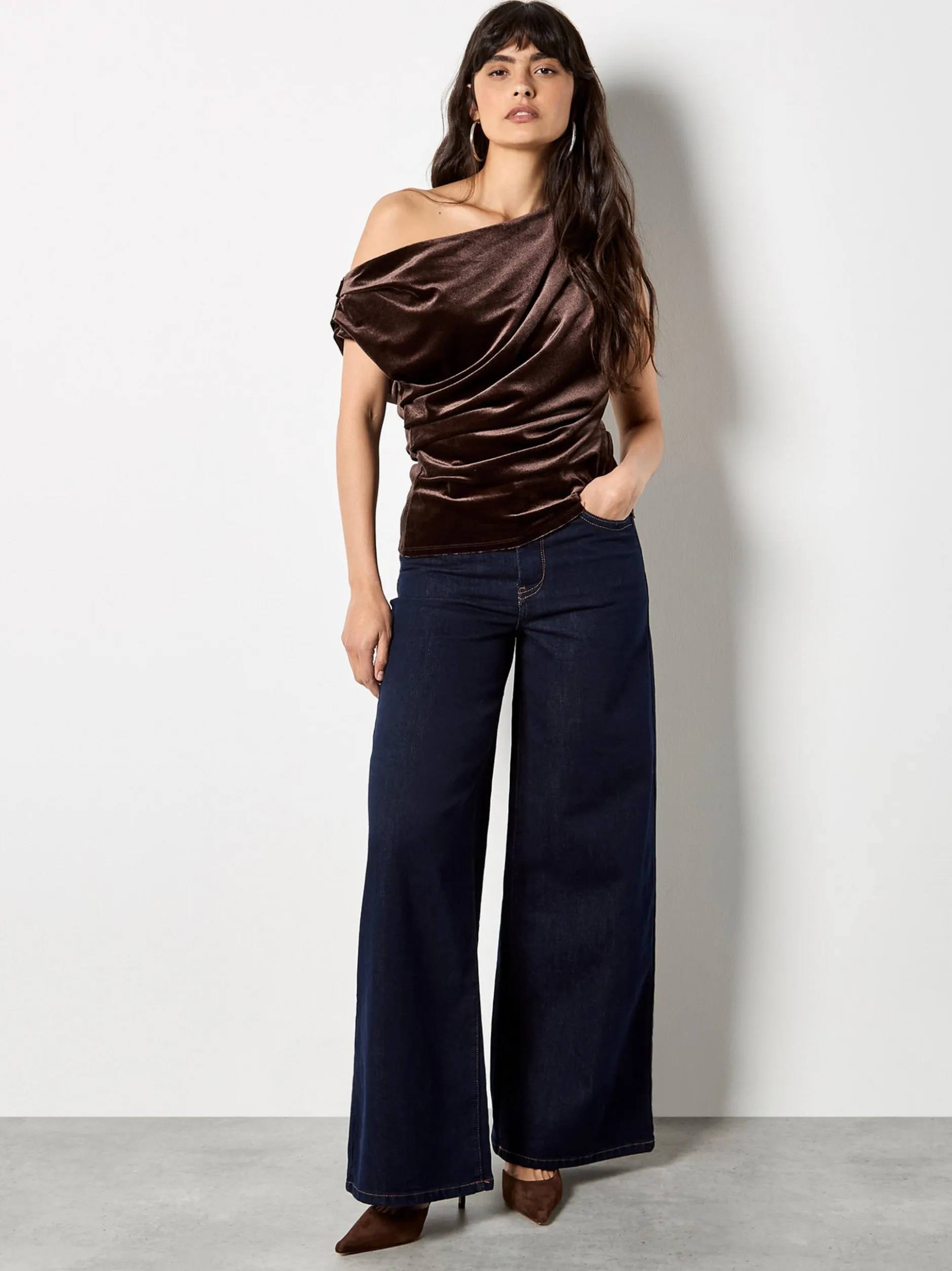 Apricot Damen Bluse in braun - Ausschnitt: Carmen