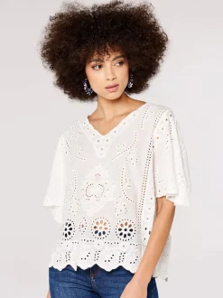Apricot Damen Bluse in weiß - Ausschnitt: V-Ausschnitt
