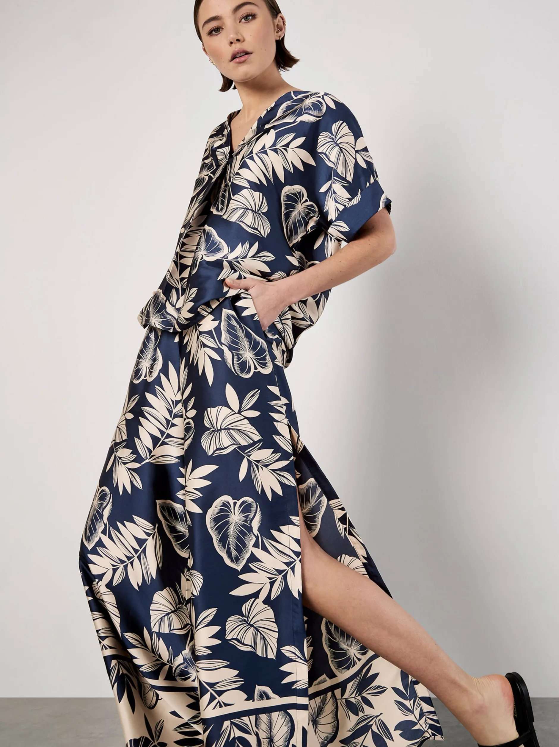 Apricot Damen Hose in blau beige - Länge: lang