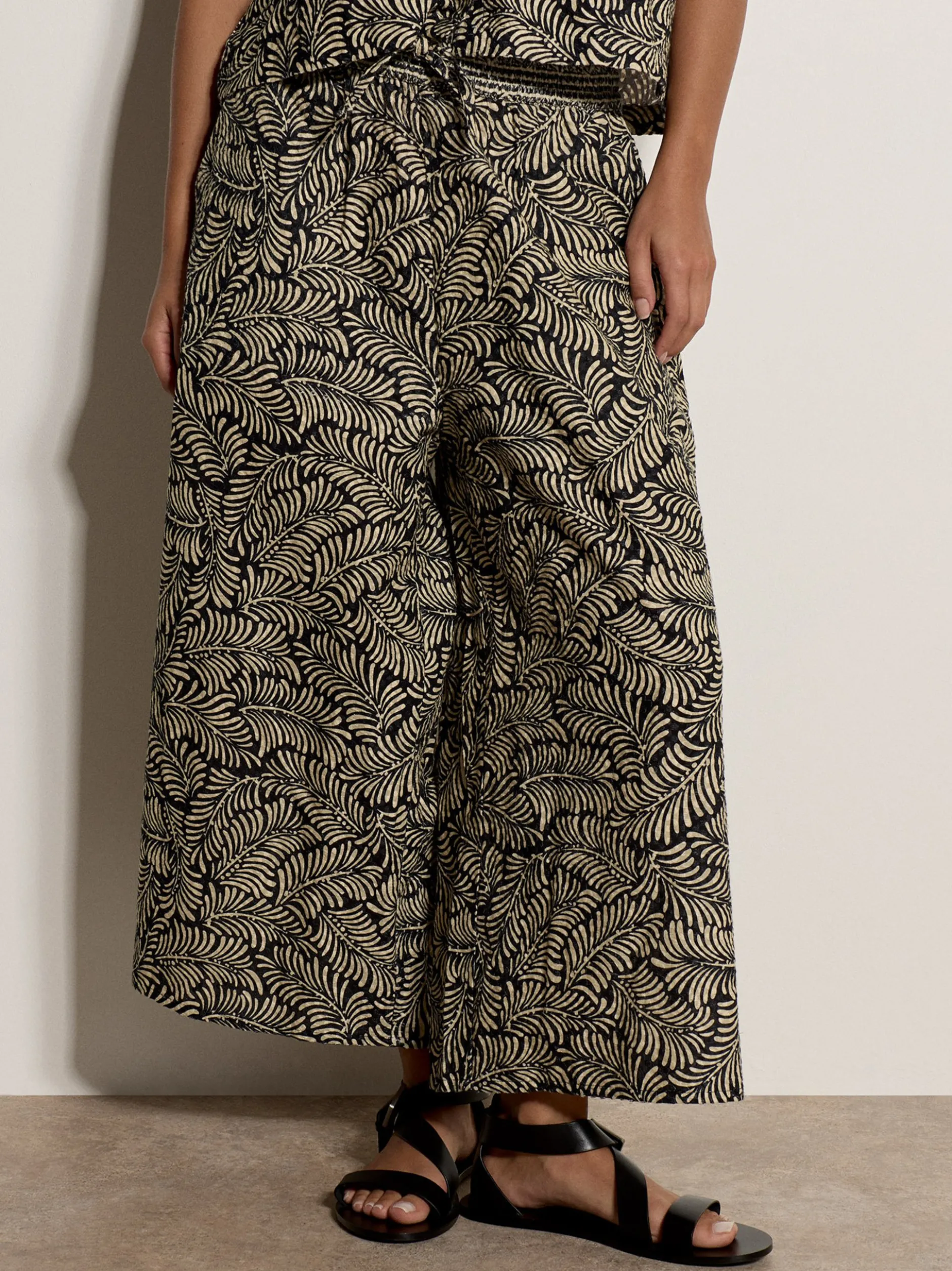 Apricot Damen Hose in schwarz beige - Länge: midi