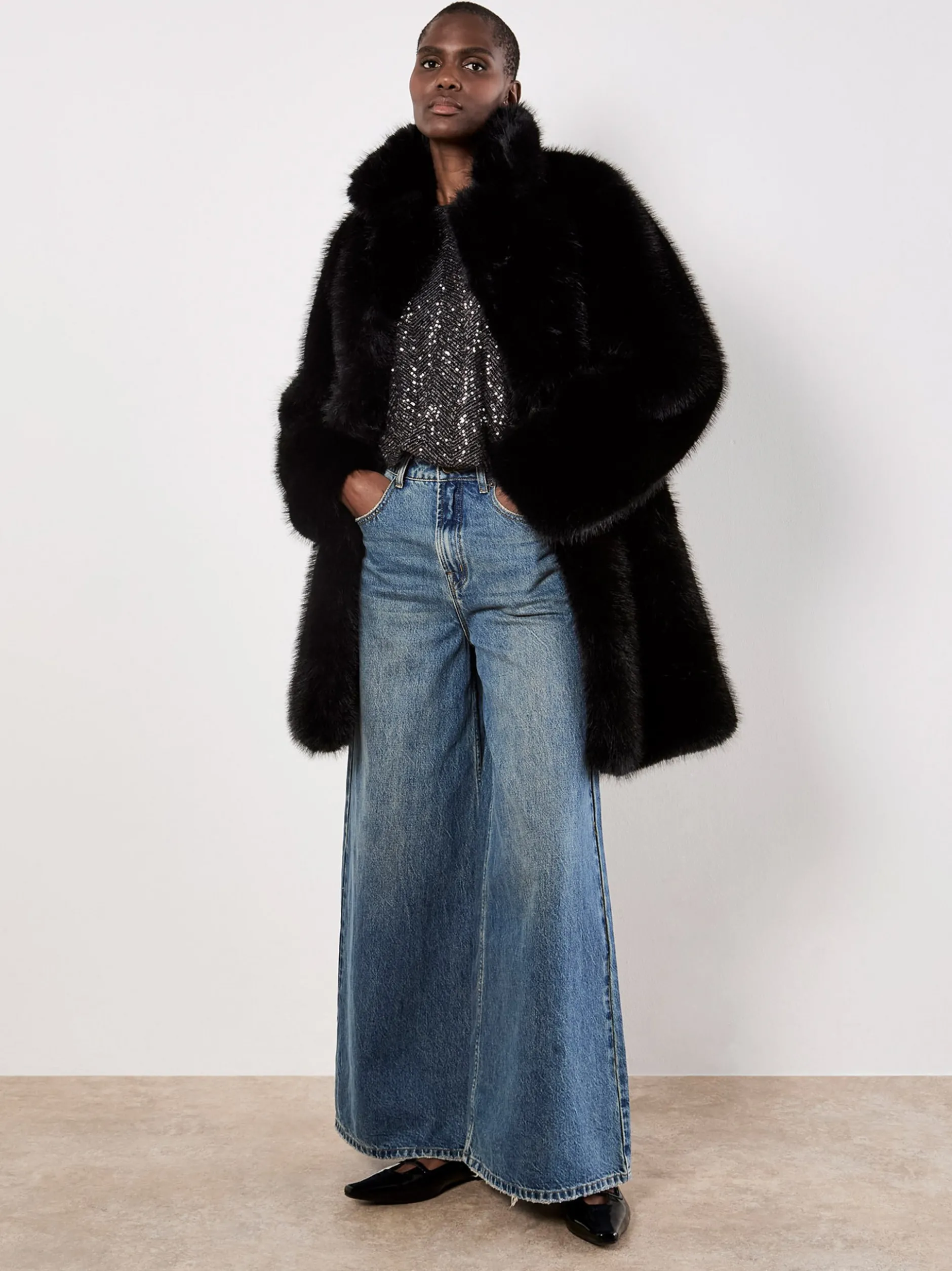 Apricot Damen Jacke in schwarz