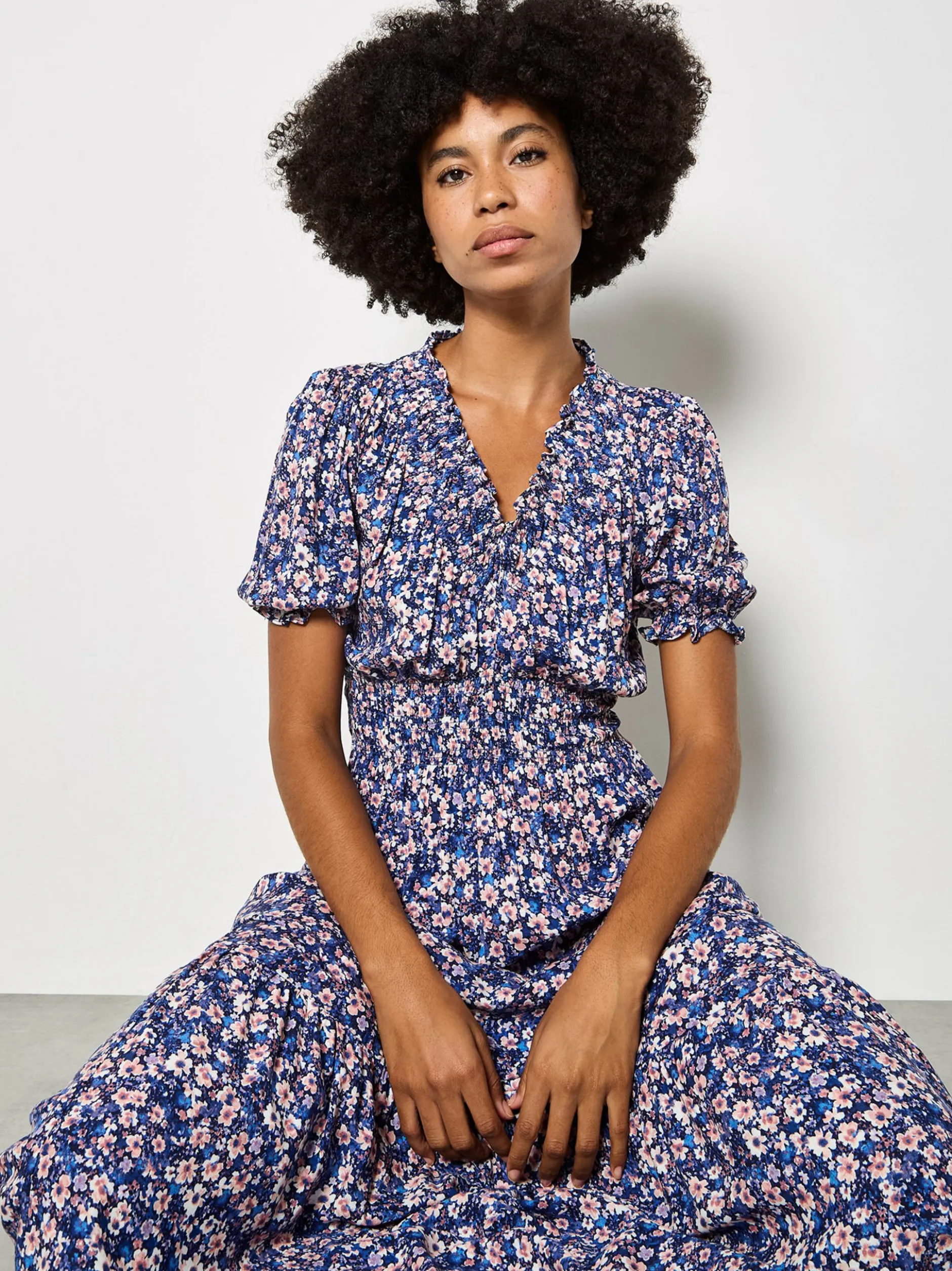 Apricot Damen Maxikleid in blau - Länge: lang