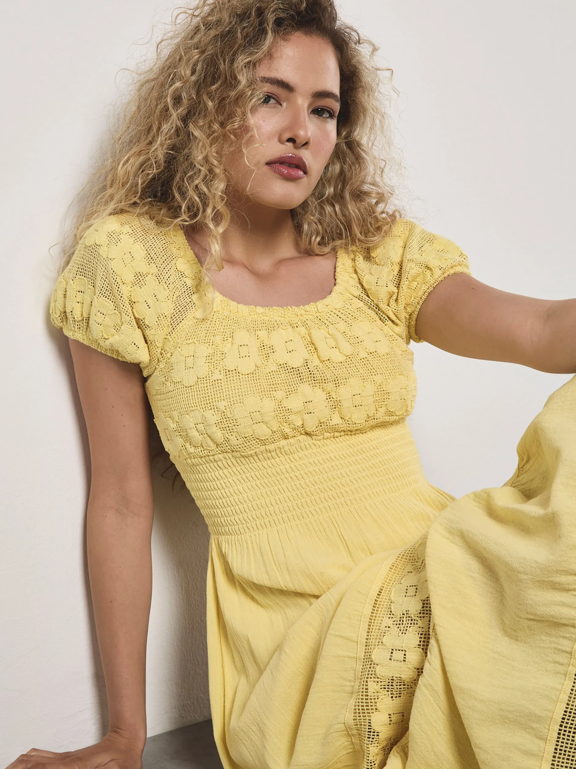Apricot Damen Maxikleid in gelb - Länge: lang