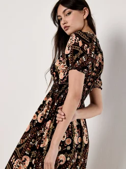 Apricot Damen Maxikleid in schwarz - Länge: lang