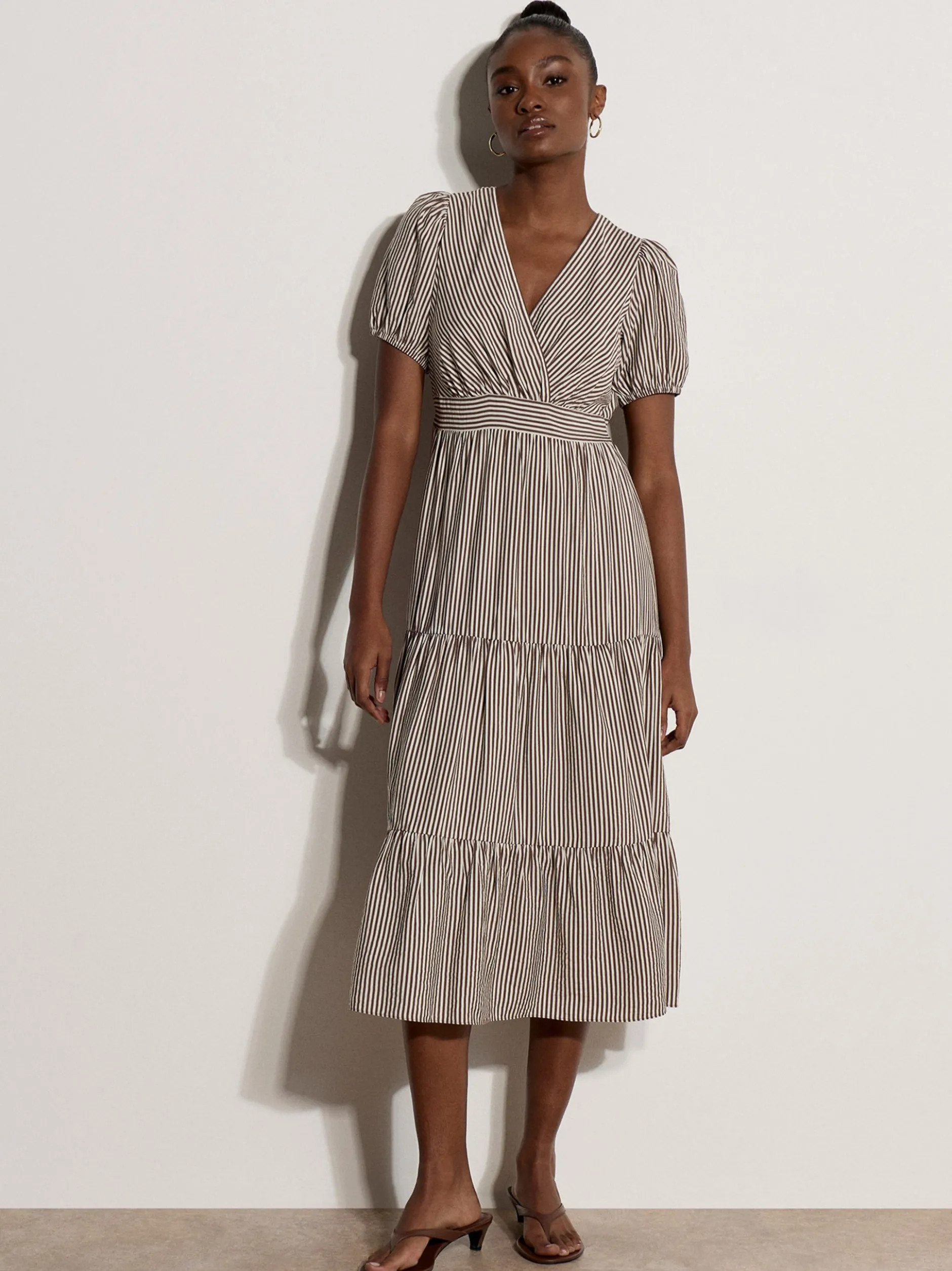 Apricot Damen Midikleid in braun weiß - Länge: midi