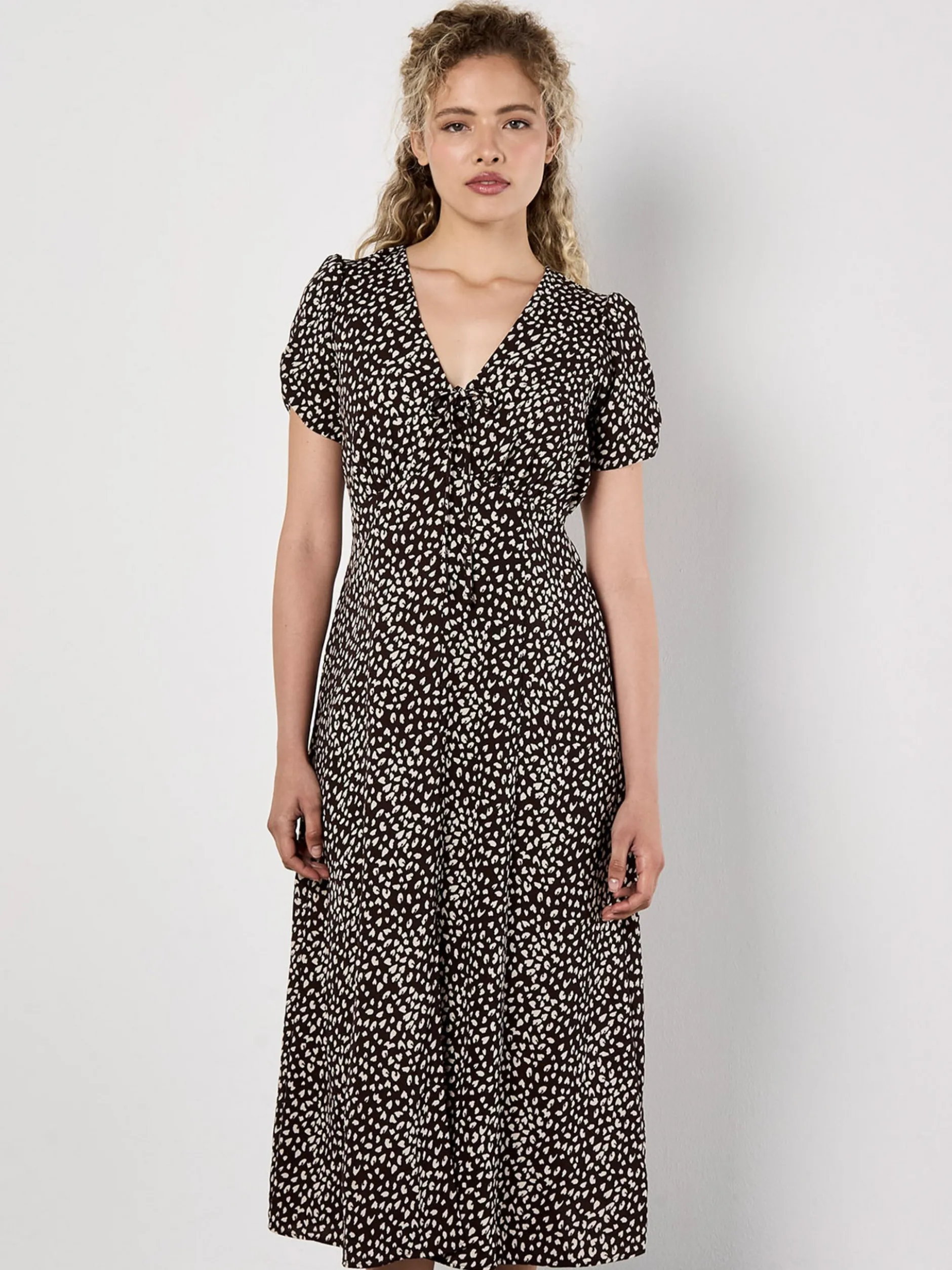 Apricot Damen Midikleid in braun - Länge: midi