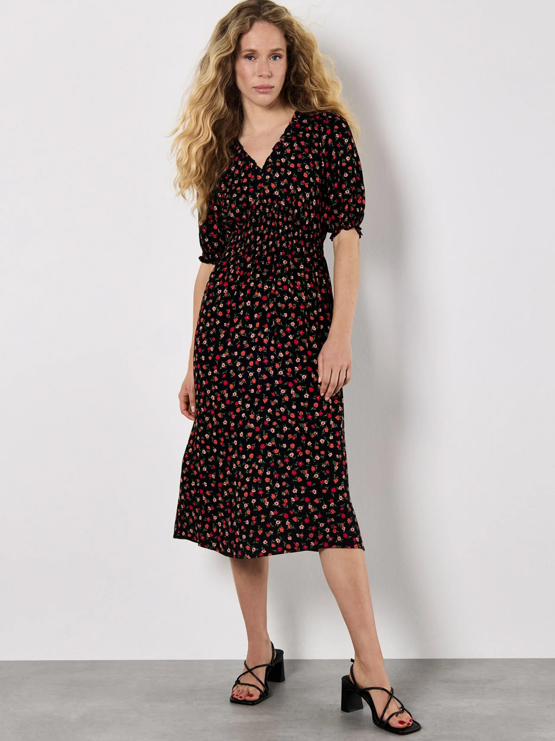 Apricot Damen Midikleid in braun orange - Länge: midi
