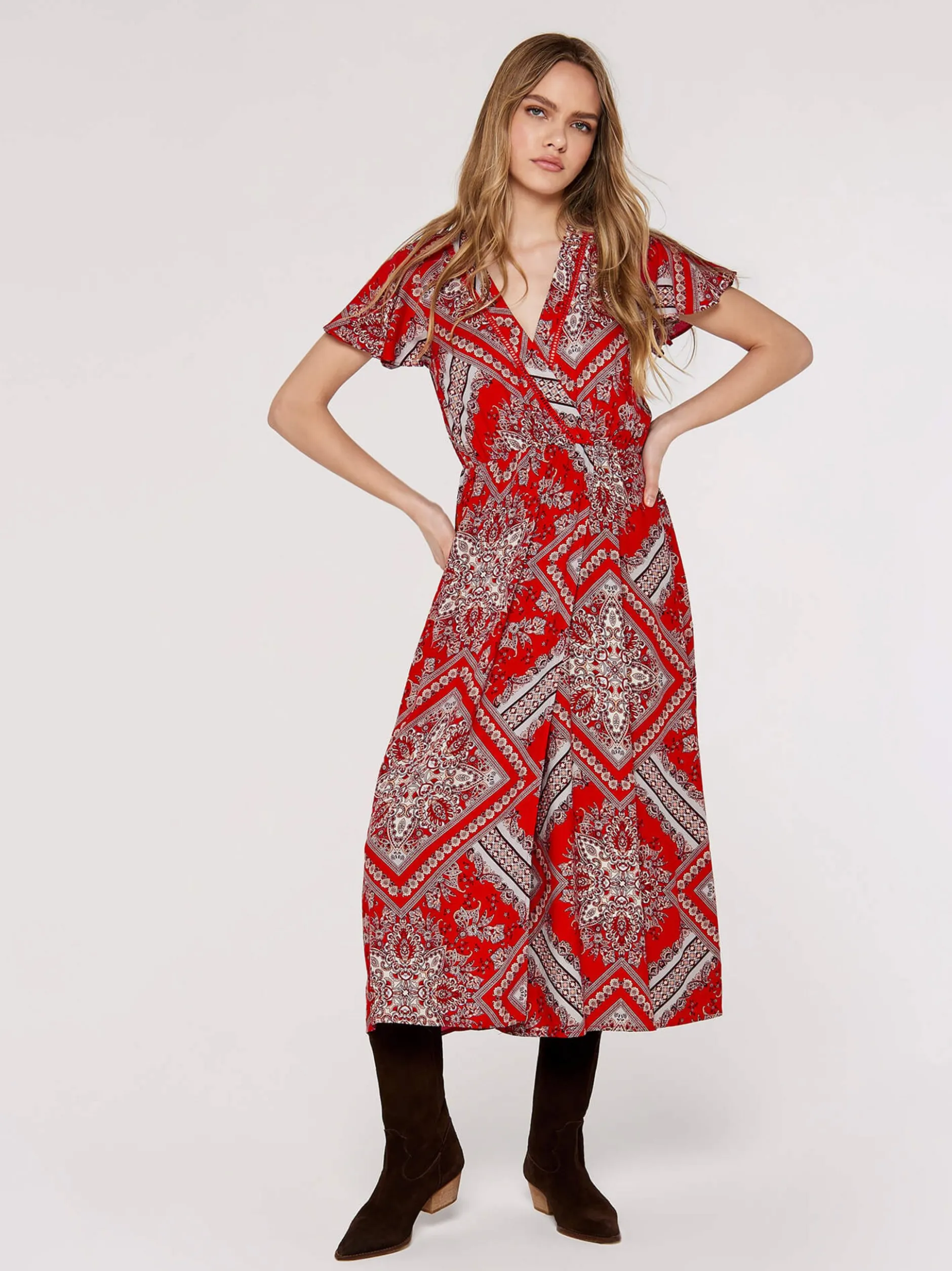 Apricot Damen Midikleid in rot - Länge: midi