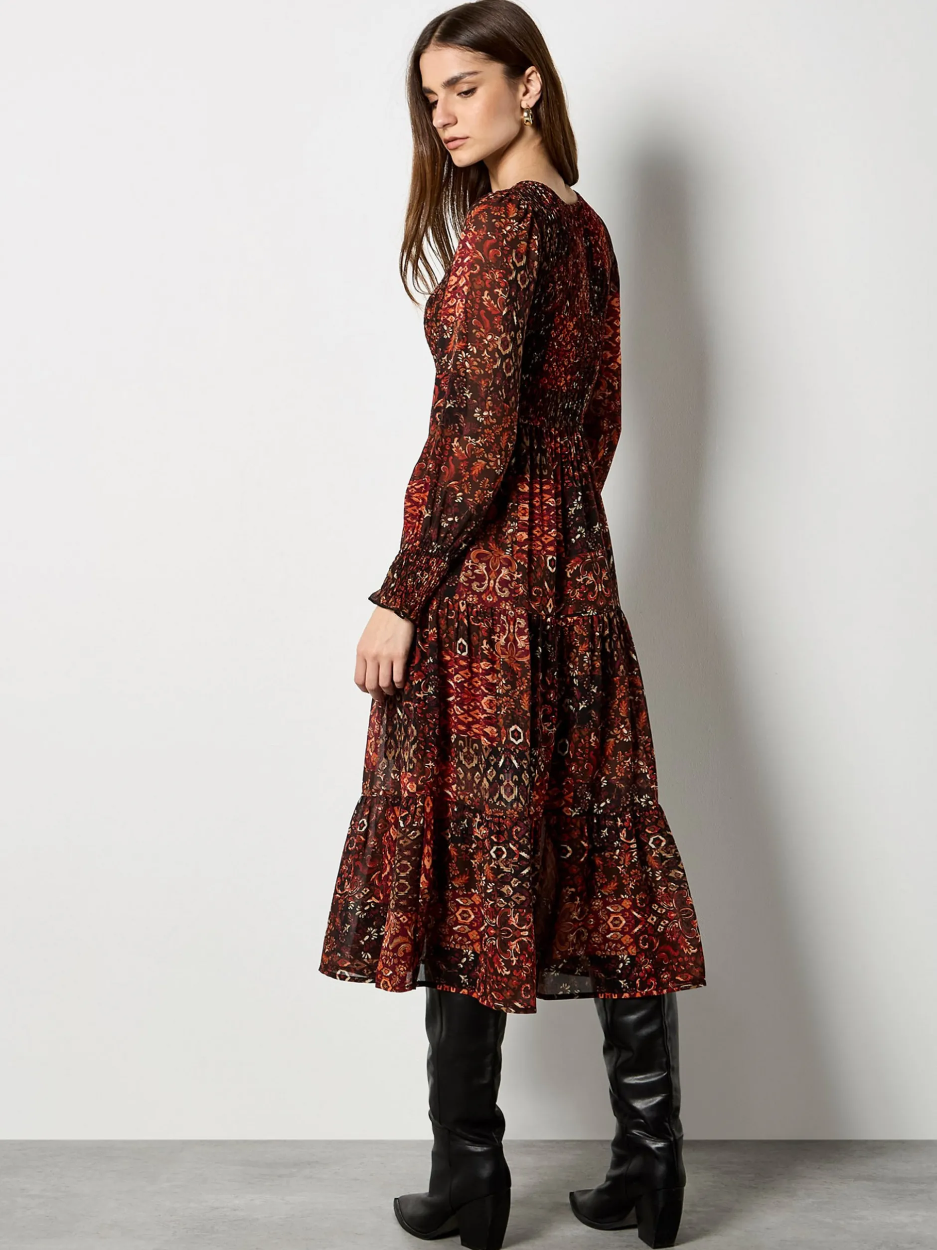 Apricot Damen Midikleid in rot - Ausschnitt: Rundhals