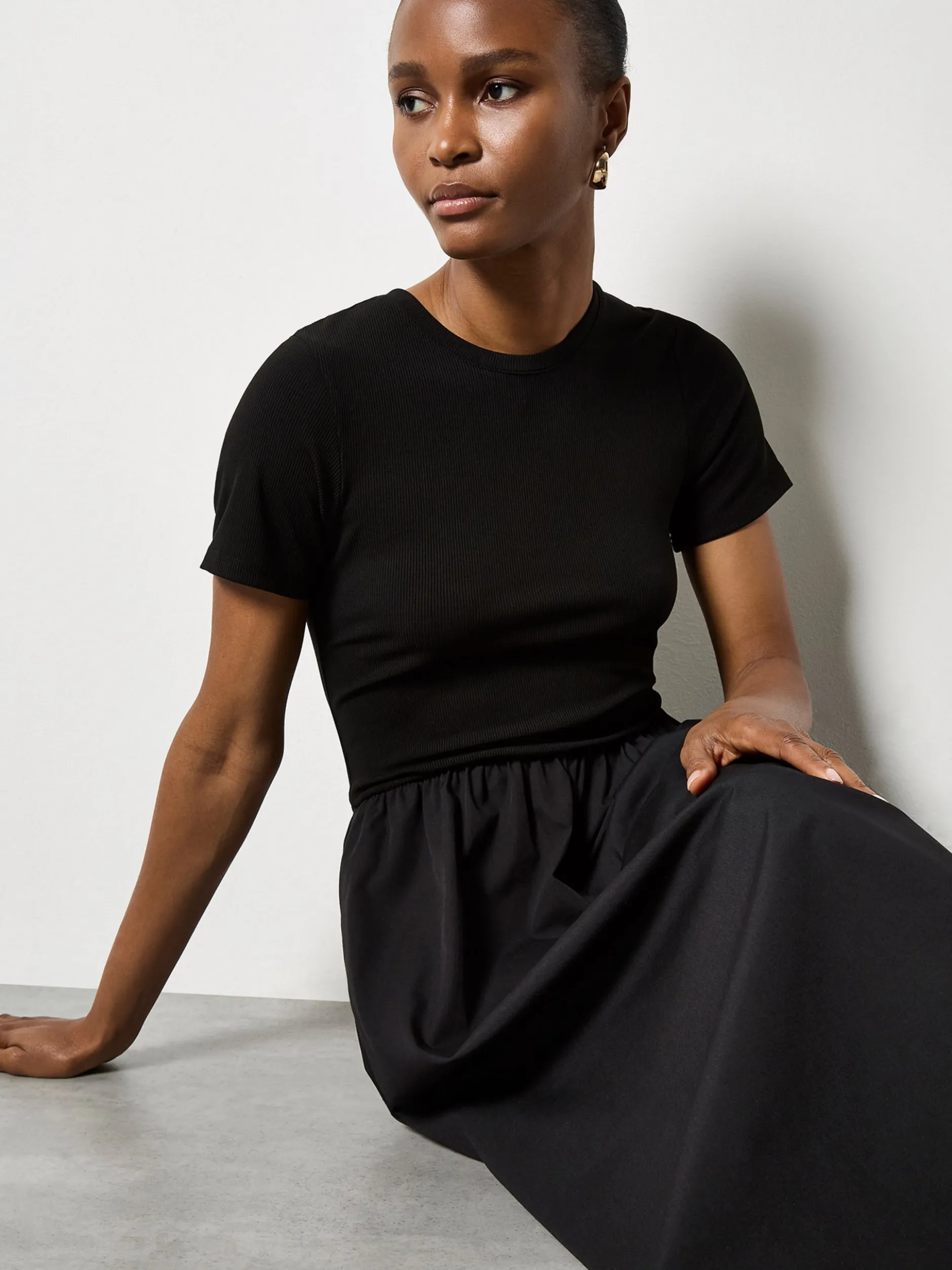 Apricot Damen Midikleid in schwarz - Länge: midi