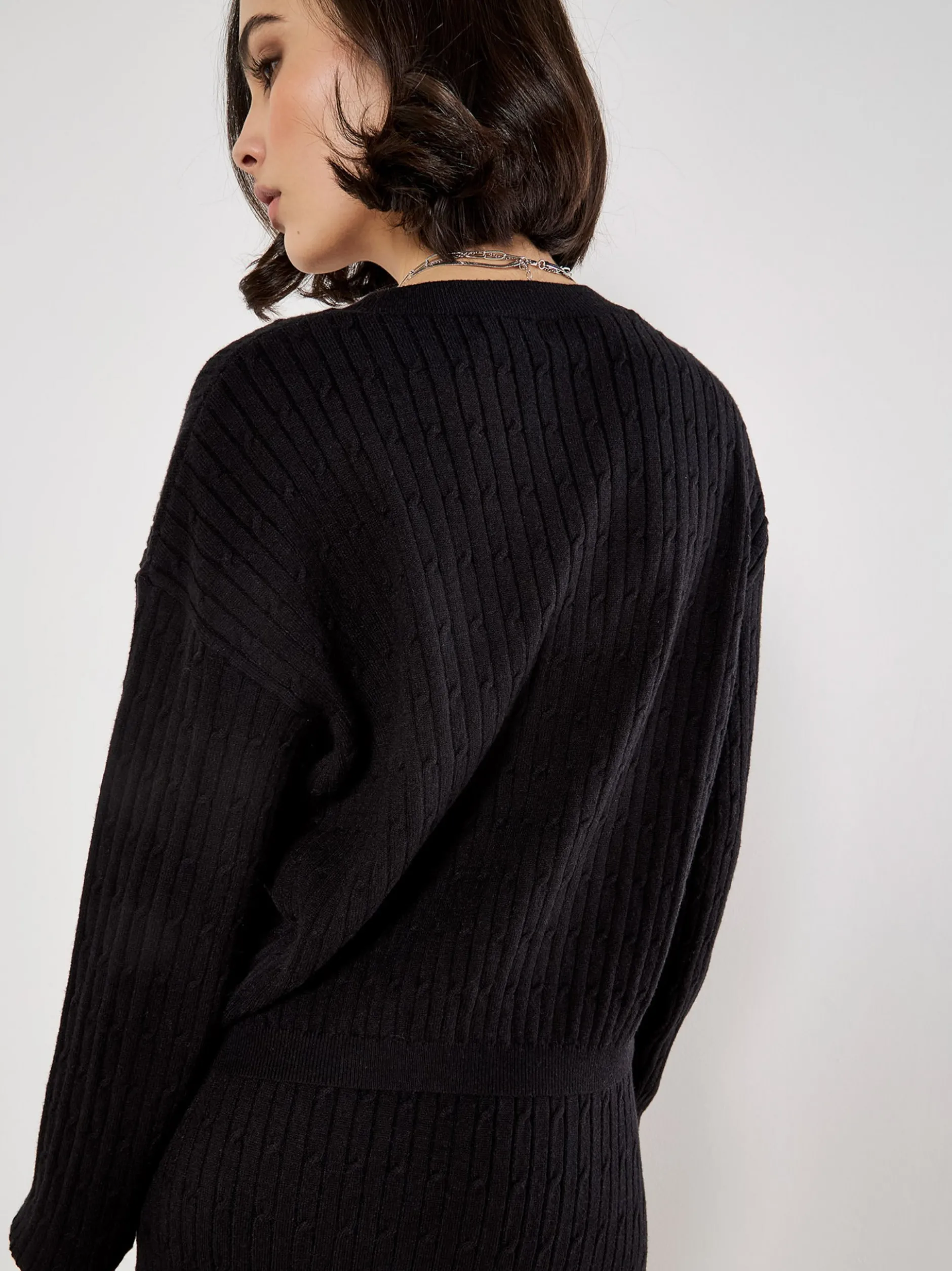 Apricot Damen Pullover in schwarz - Ausschnitt: Rundhals