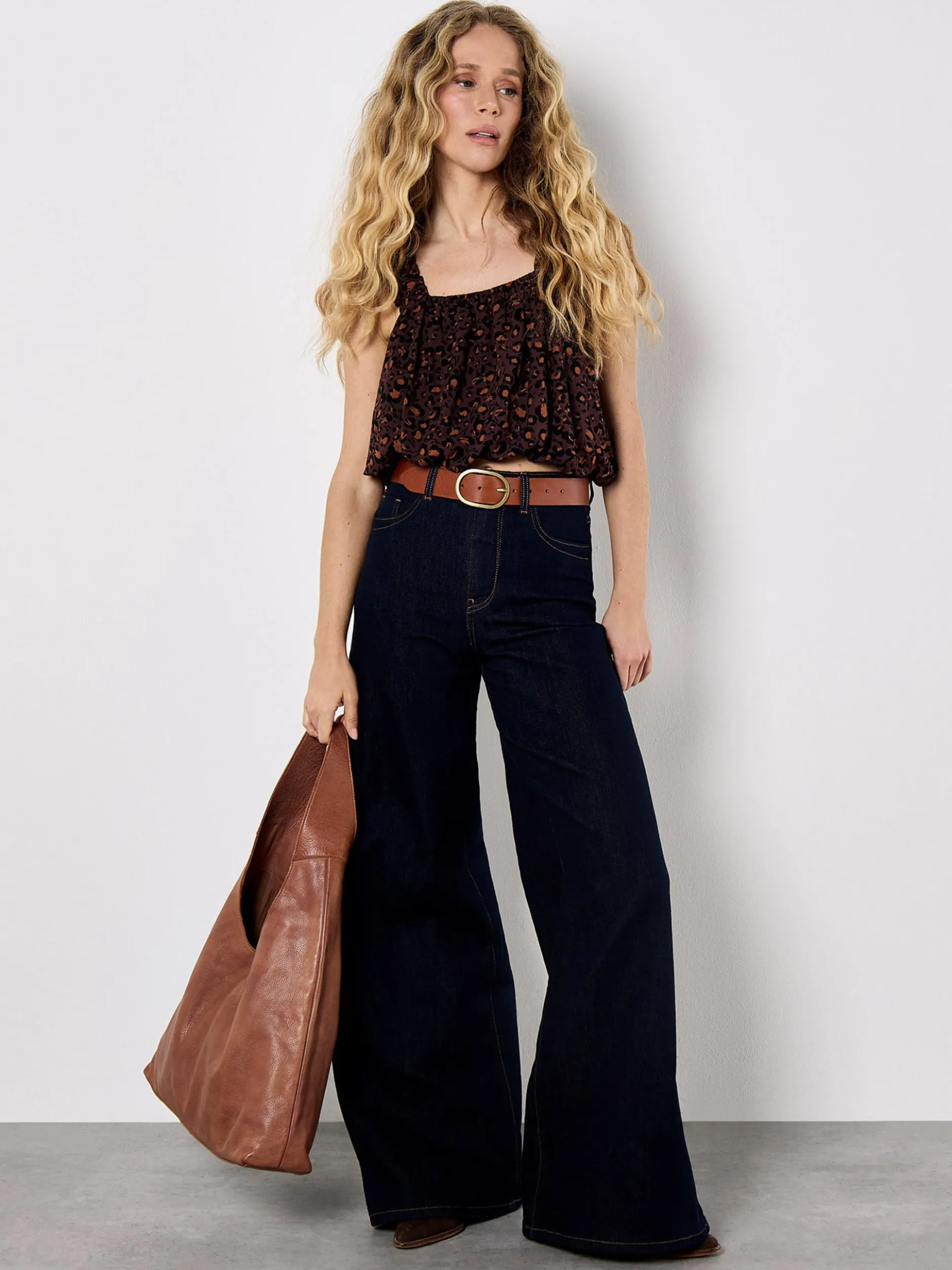 Apricot Damen Top in braun - Ausschnitt: Karree
