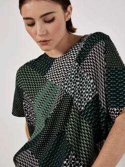 Apricot Damen Top in grün - Ausschnitt: Rundhals