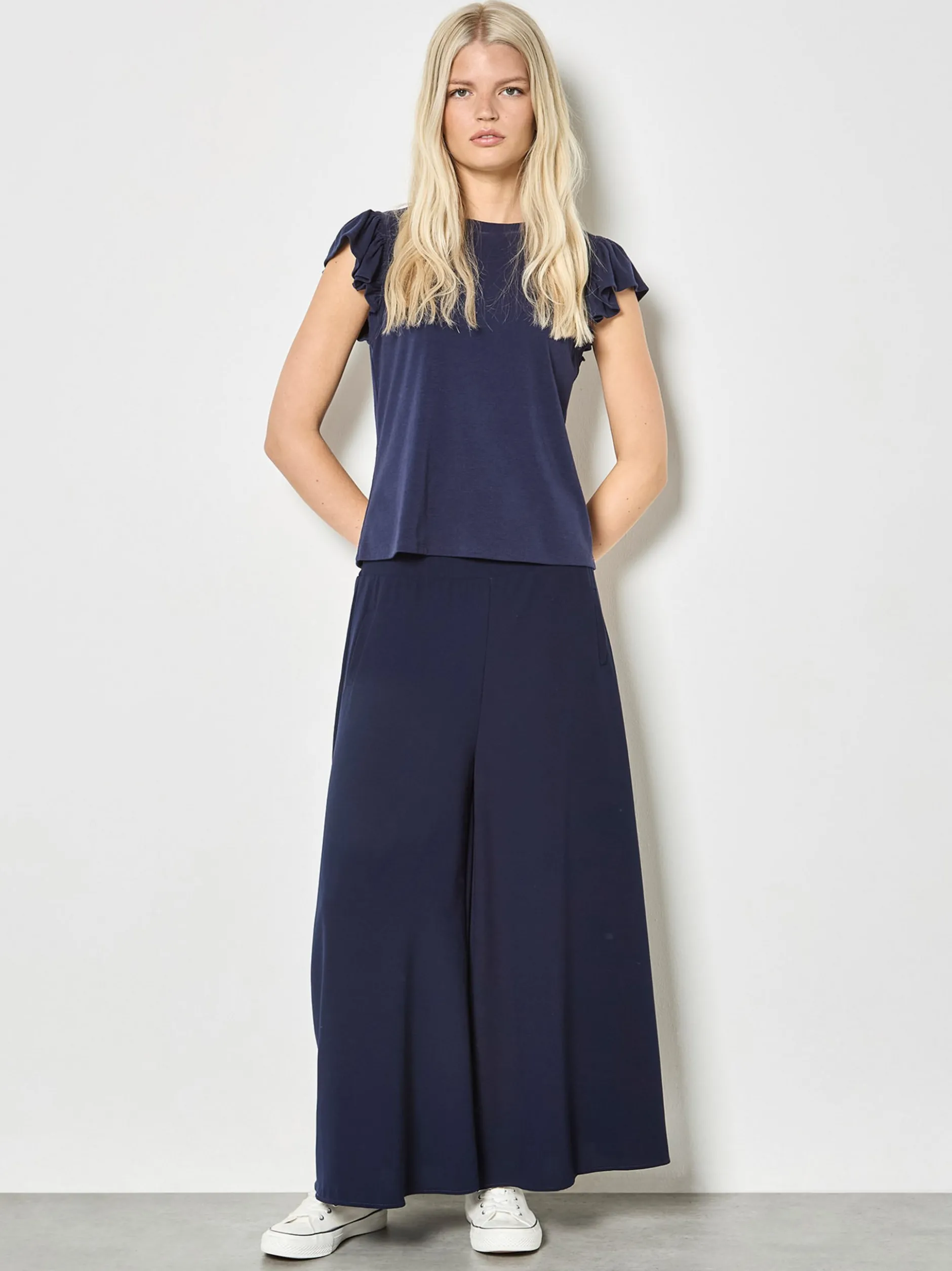 Apricot Damen T-Shirt in marine - Ausschnitt: Rundhals