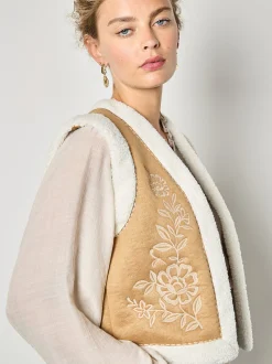 Apricot Damen Weste in camel braun