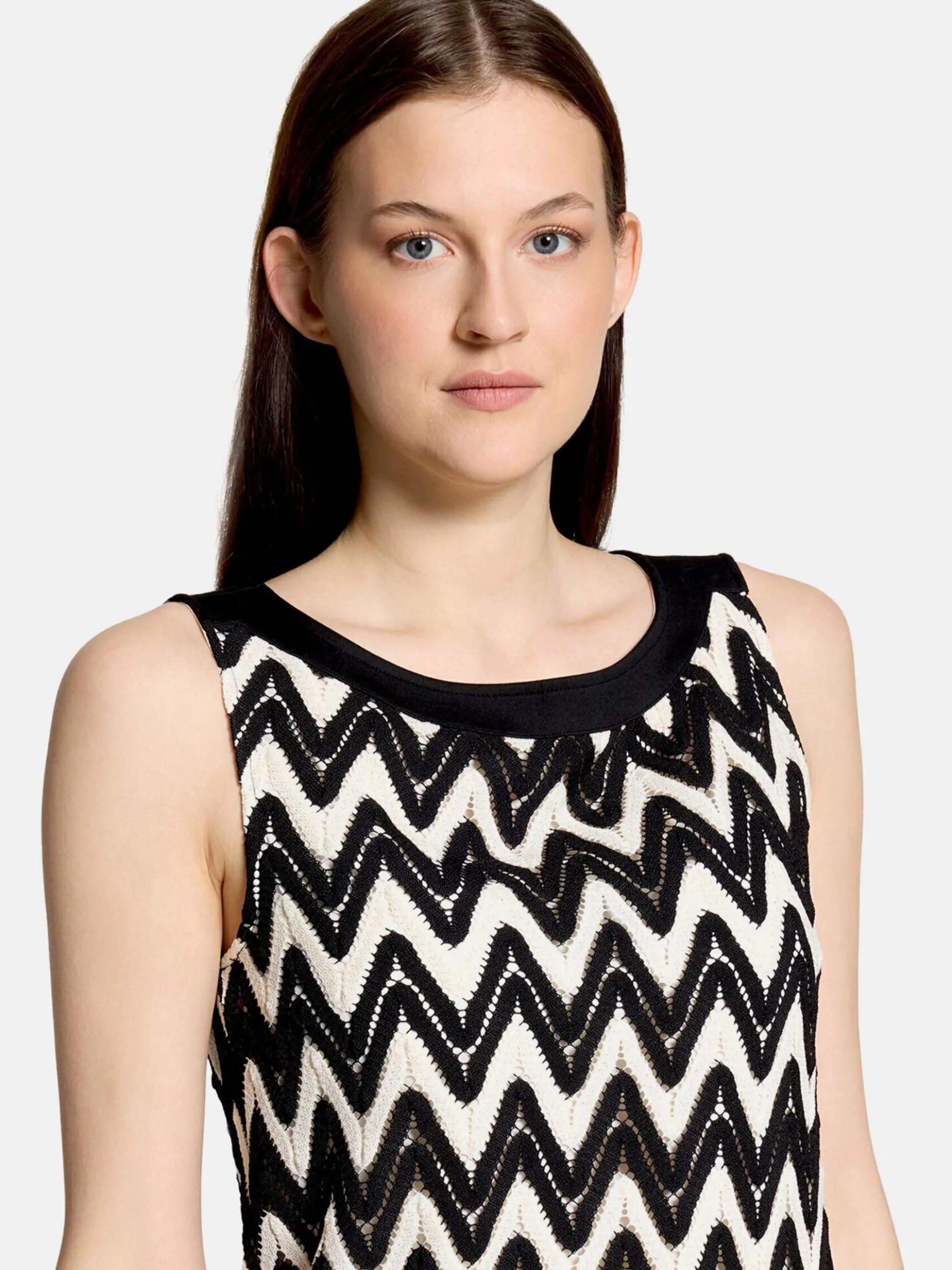 Betty & Co Damen Strukturshirt in schwarz mehrfarbig