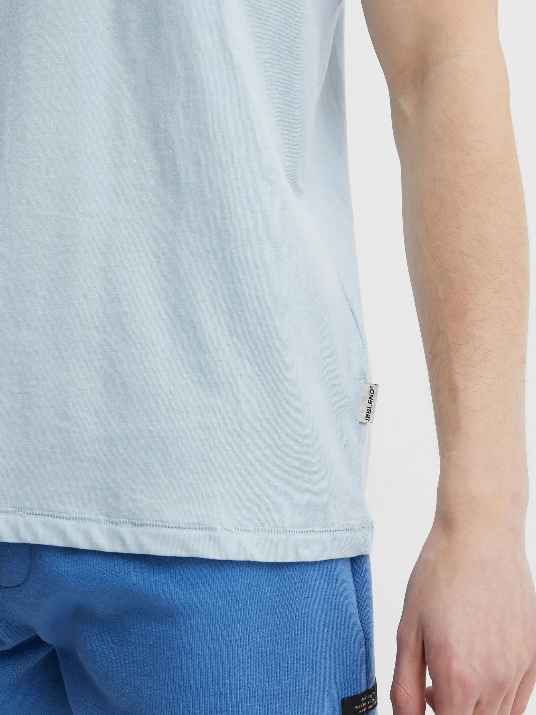 BLEND Herren T-Shirt in blau - Ausschnitt: Rundhals