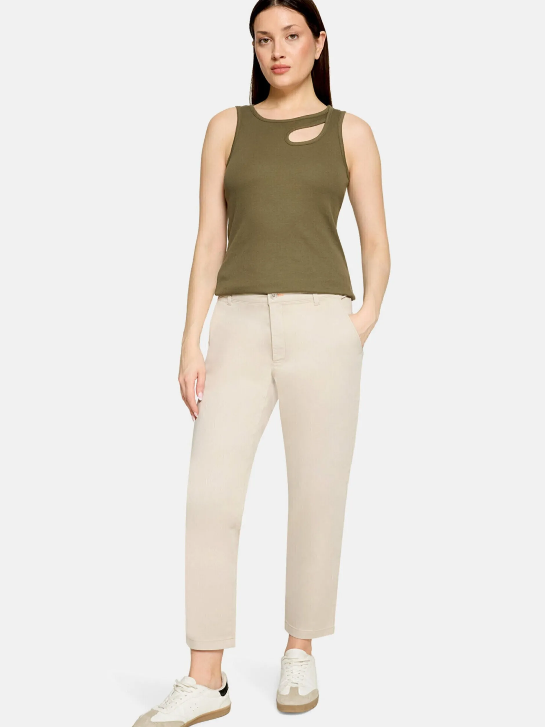 Cartoon Damen Chinohose in sand