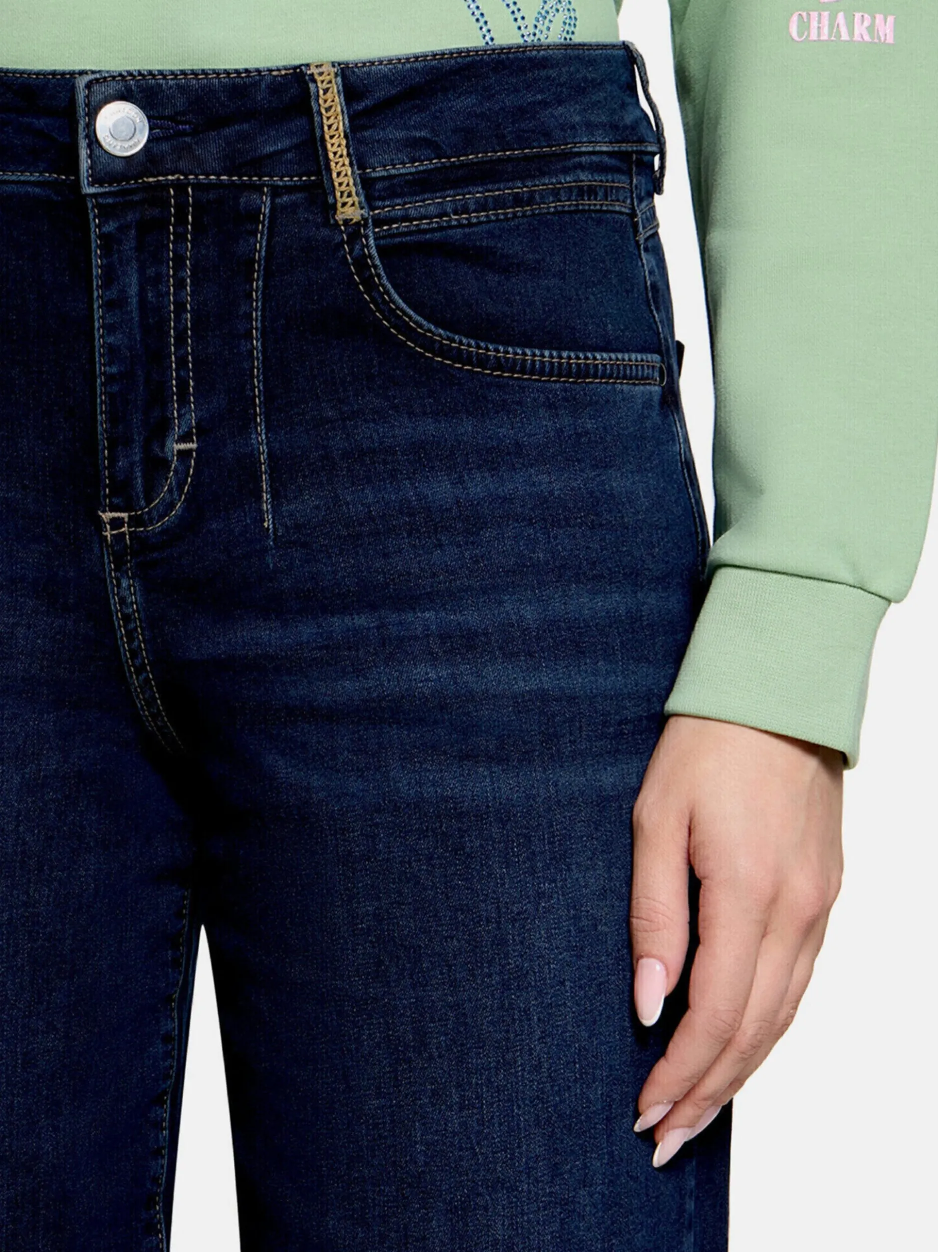 Cartoon Damen Used Look-Jeans in marine royal