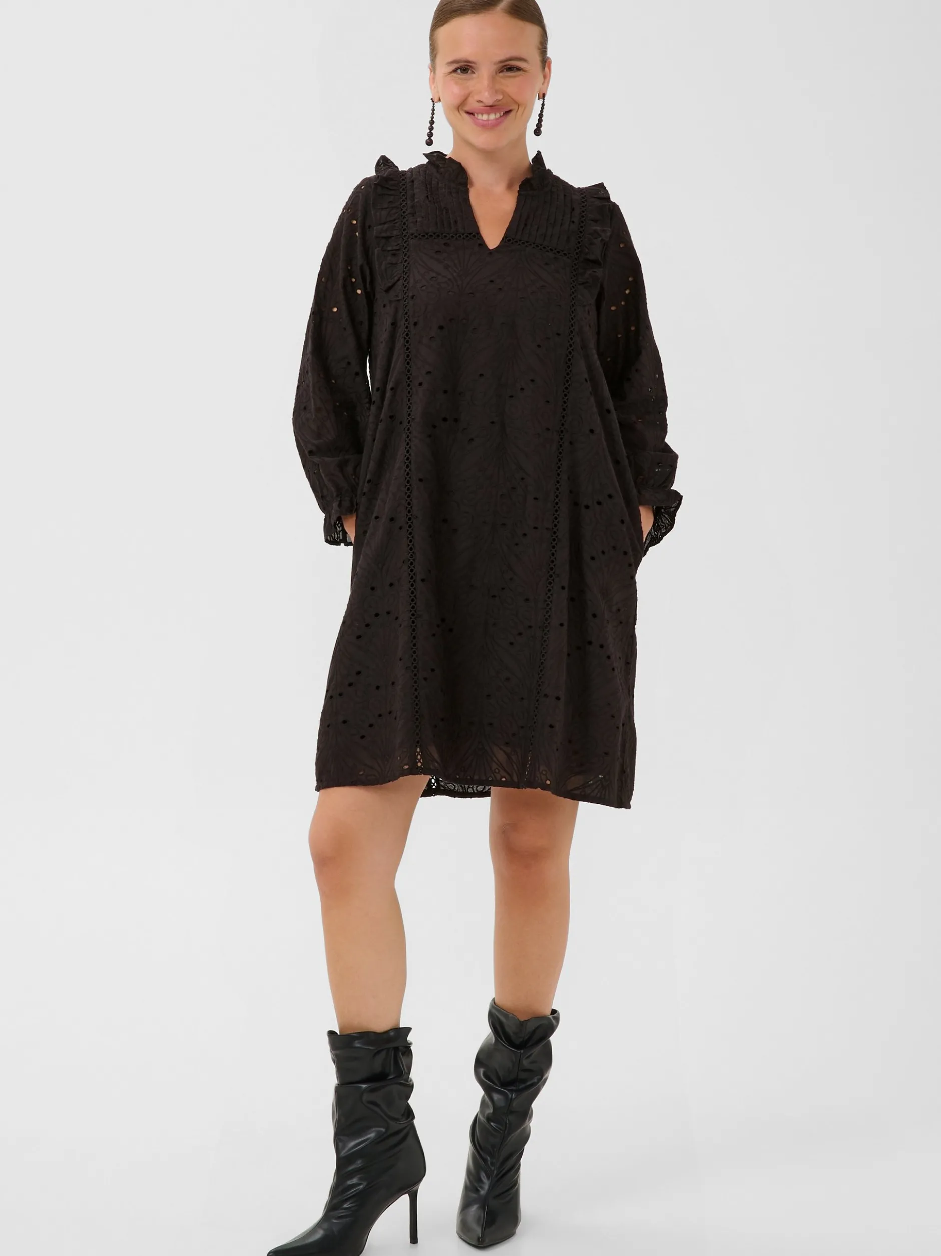 Culture Damen Kleid CUhally in schwarz