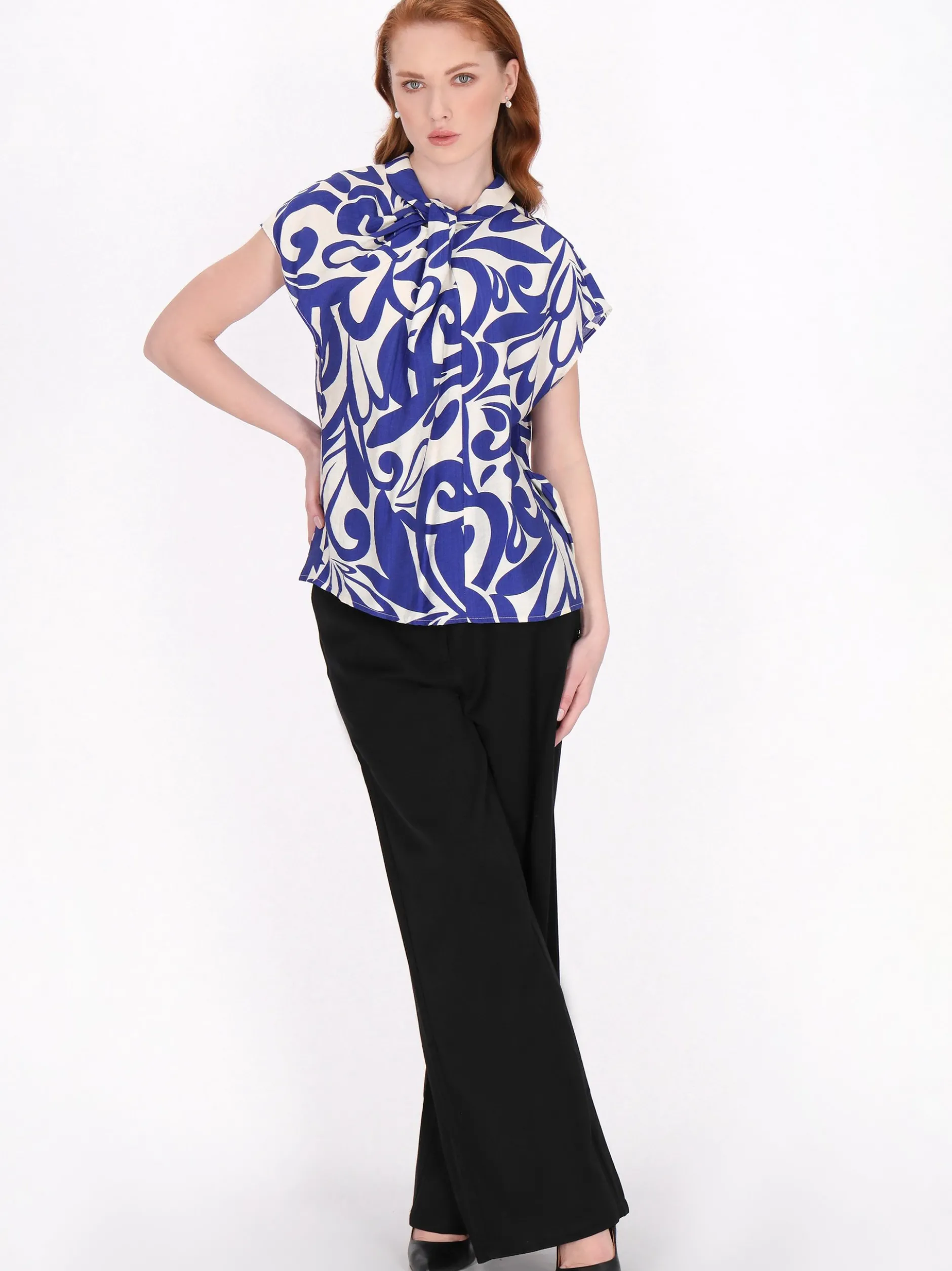Dreimaster Damen Bluse in blau