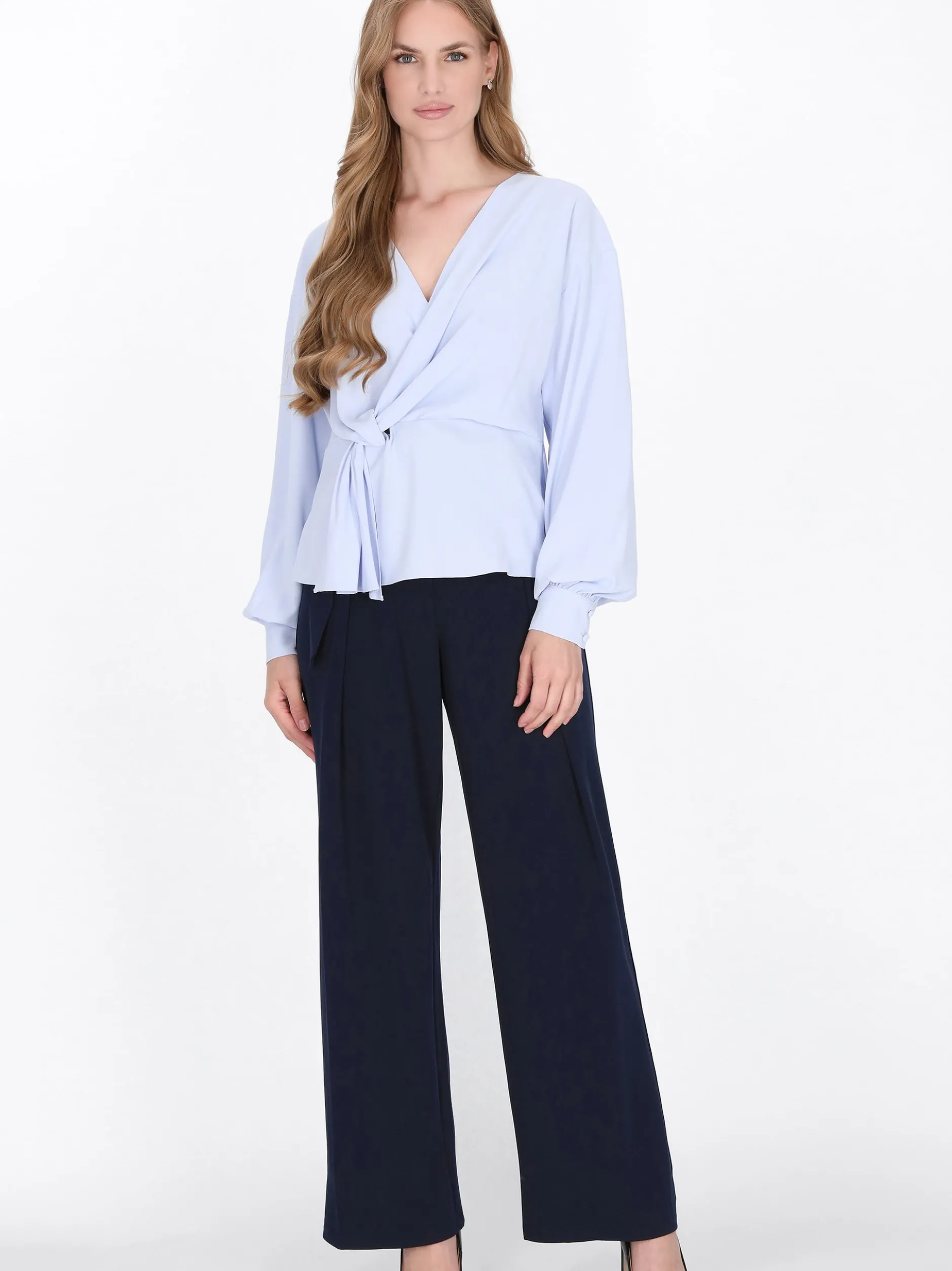 Dreimaster Damen Bluse in hellblau
