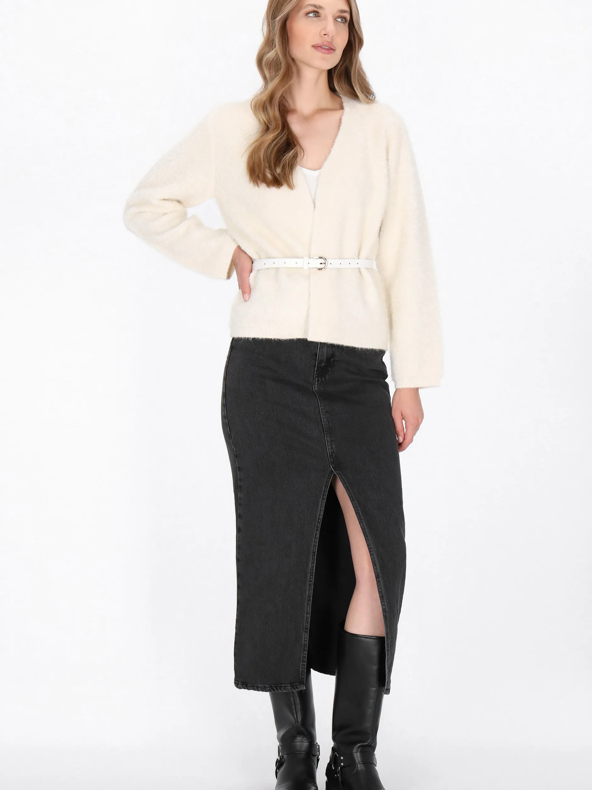 Dreimaster Damen Strickjacke in weiß