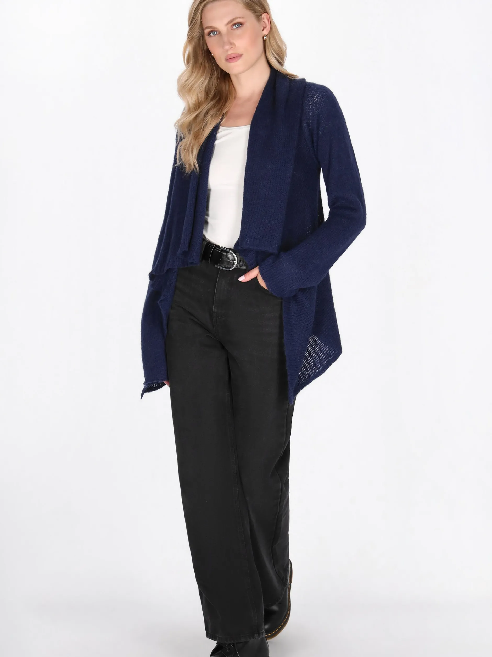 Dreimaster Damen Strickjacke in marine