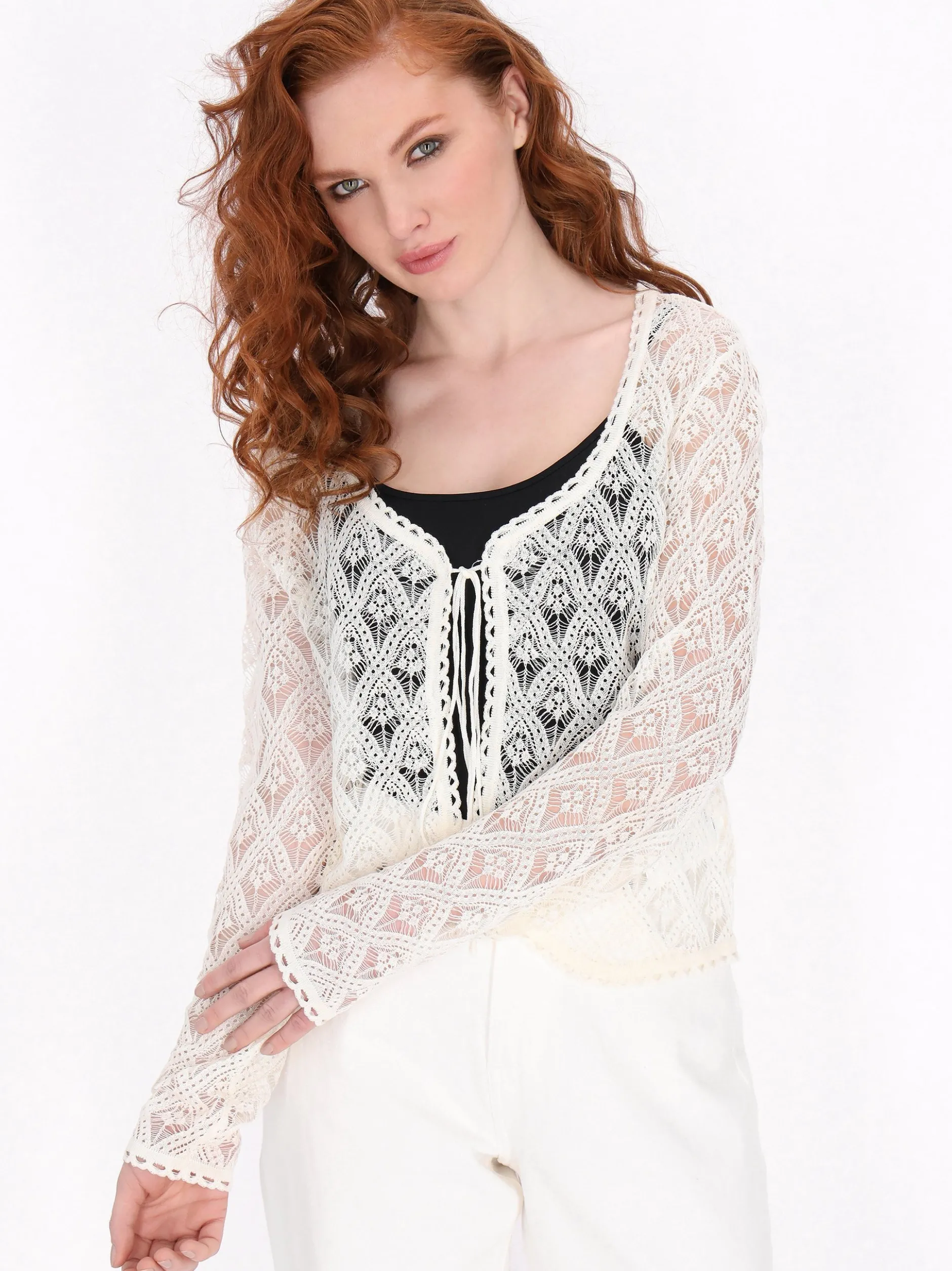 Dreimaster Damen Strickjacke in weiß