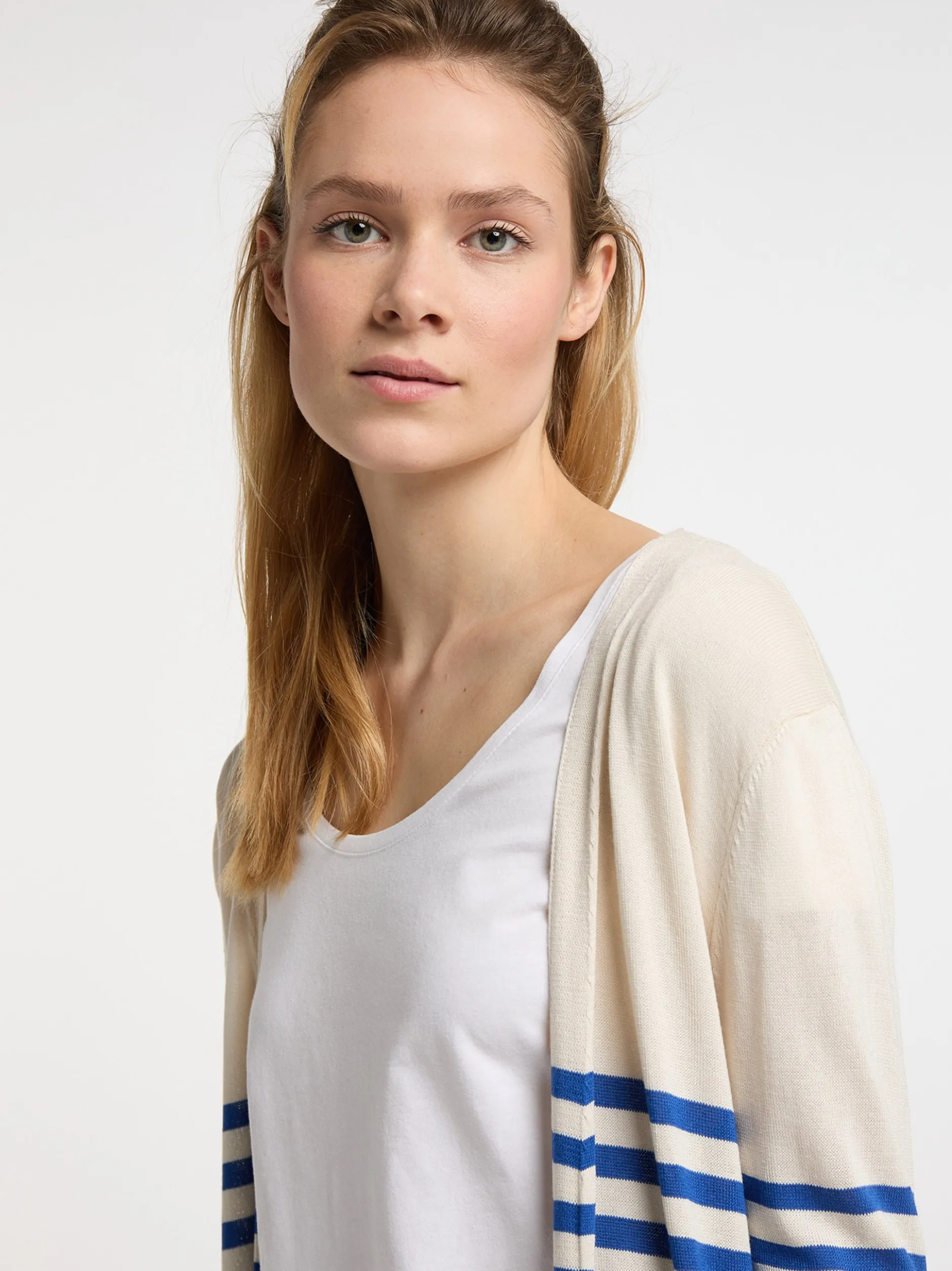 Dreimaster Damen Strickjacke in blau