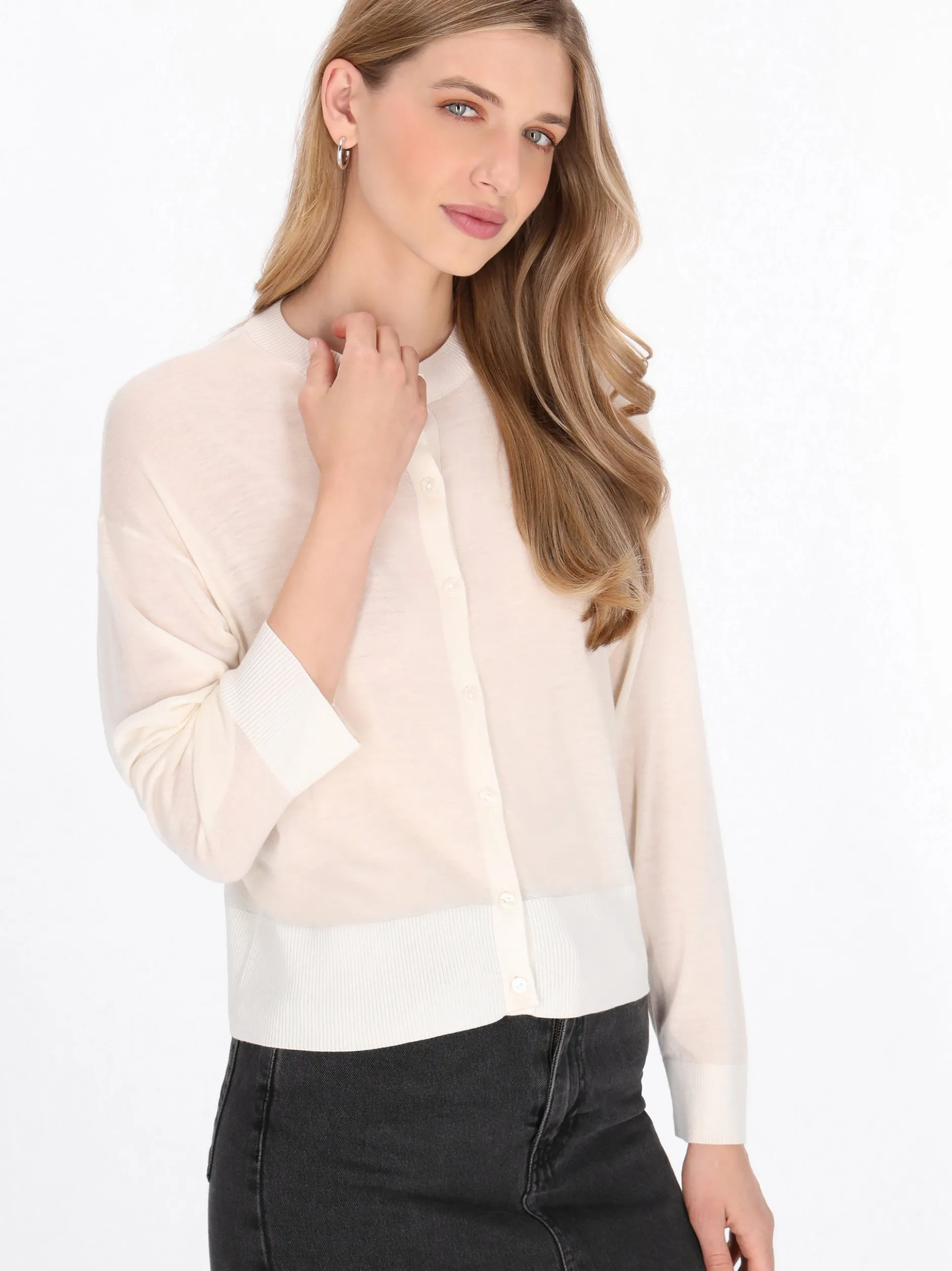 Dreimaster Damen Strickjacke in weiß