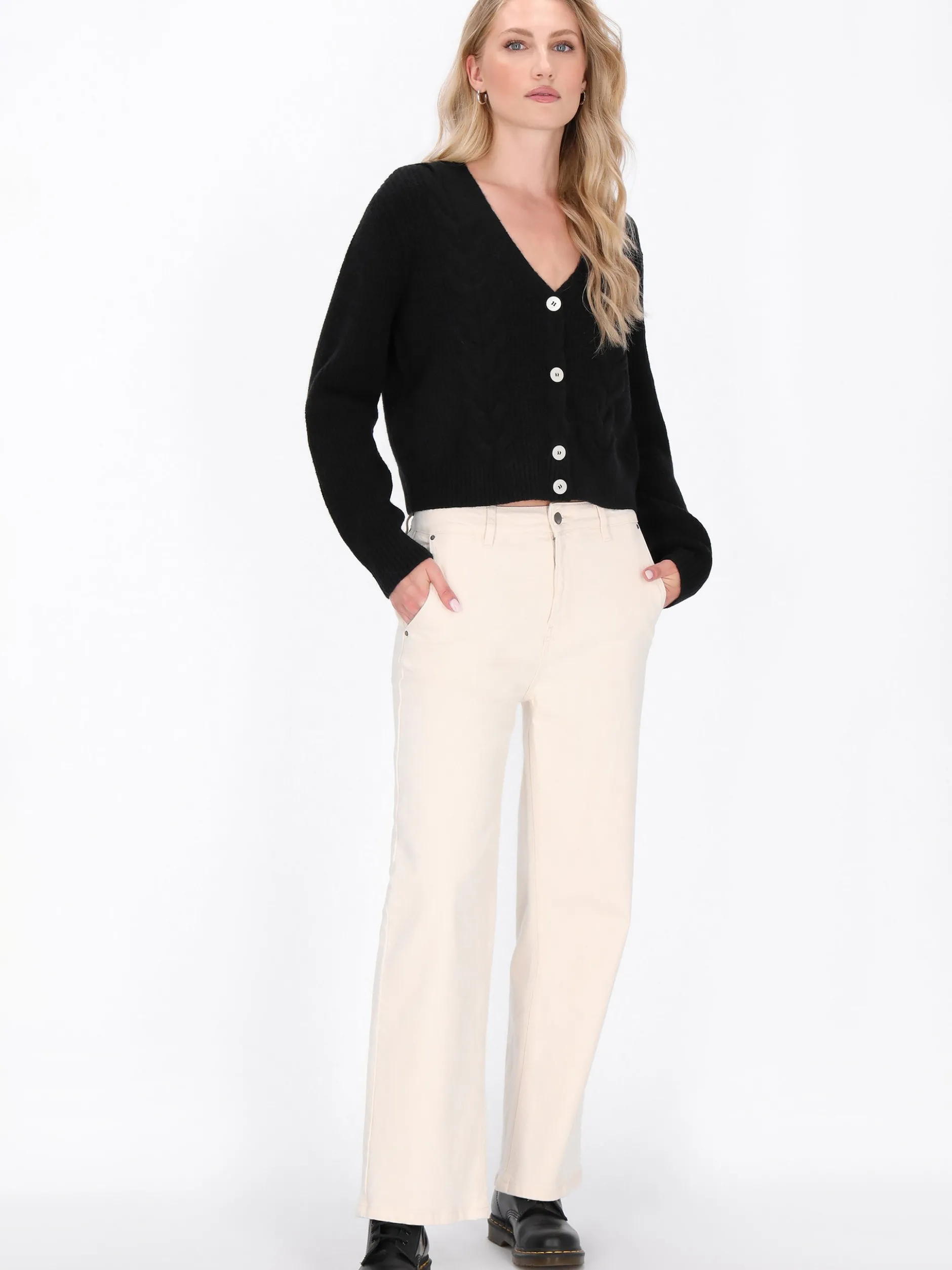 Dreimaster Damen Strickjacke in schwarz